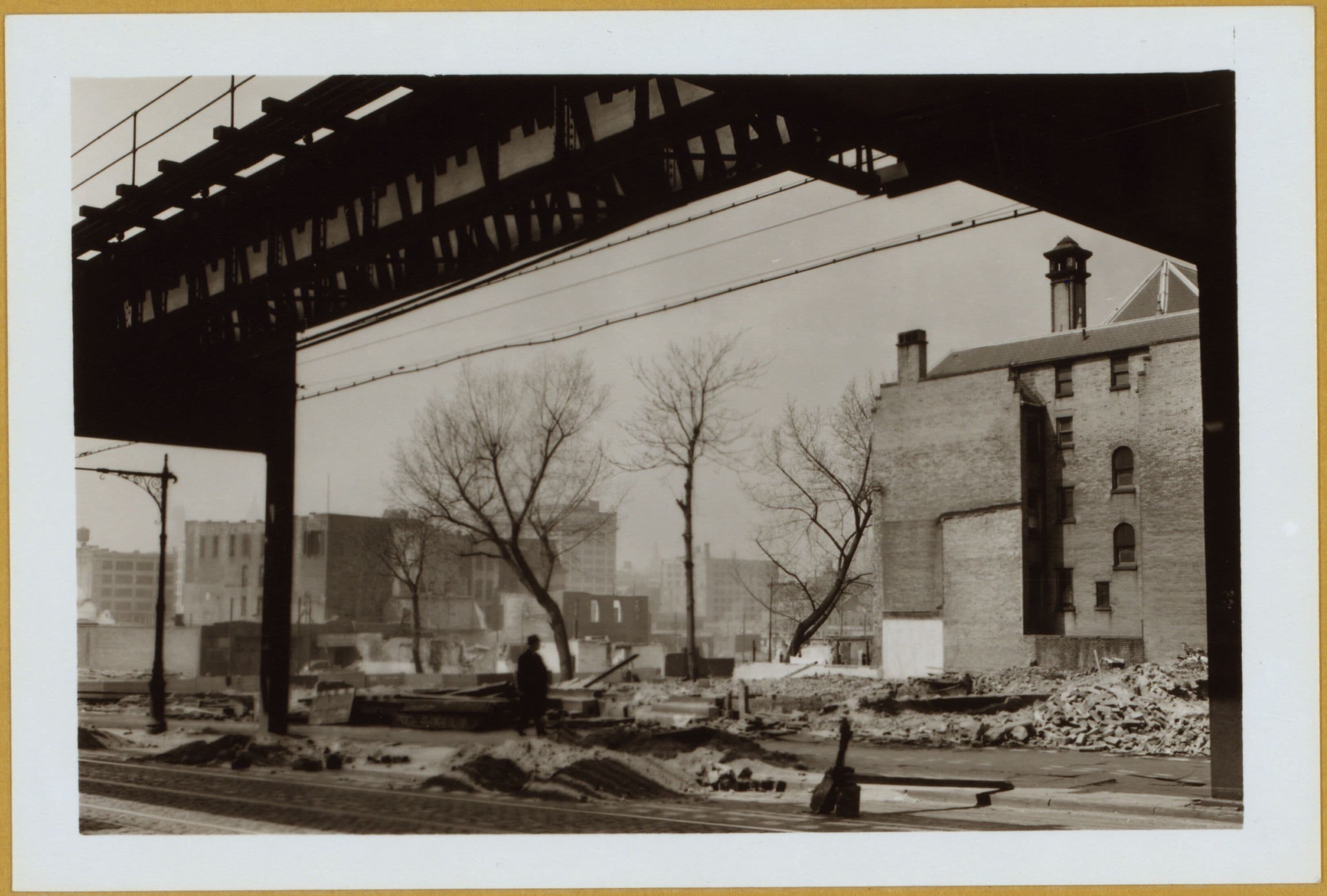 Brooklyn: Myrtle Avenue - St. Edward's Place