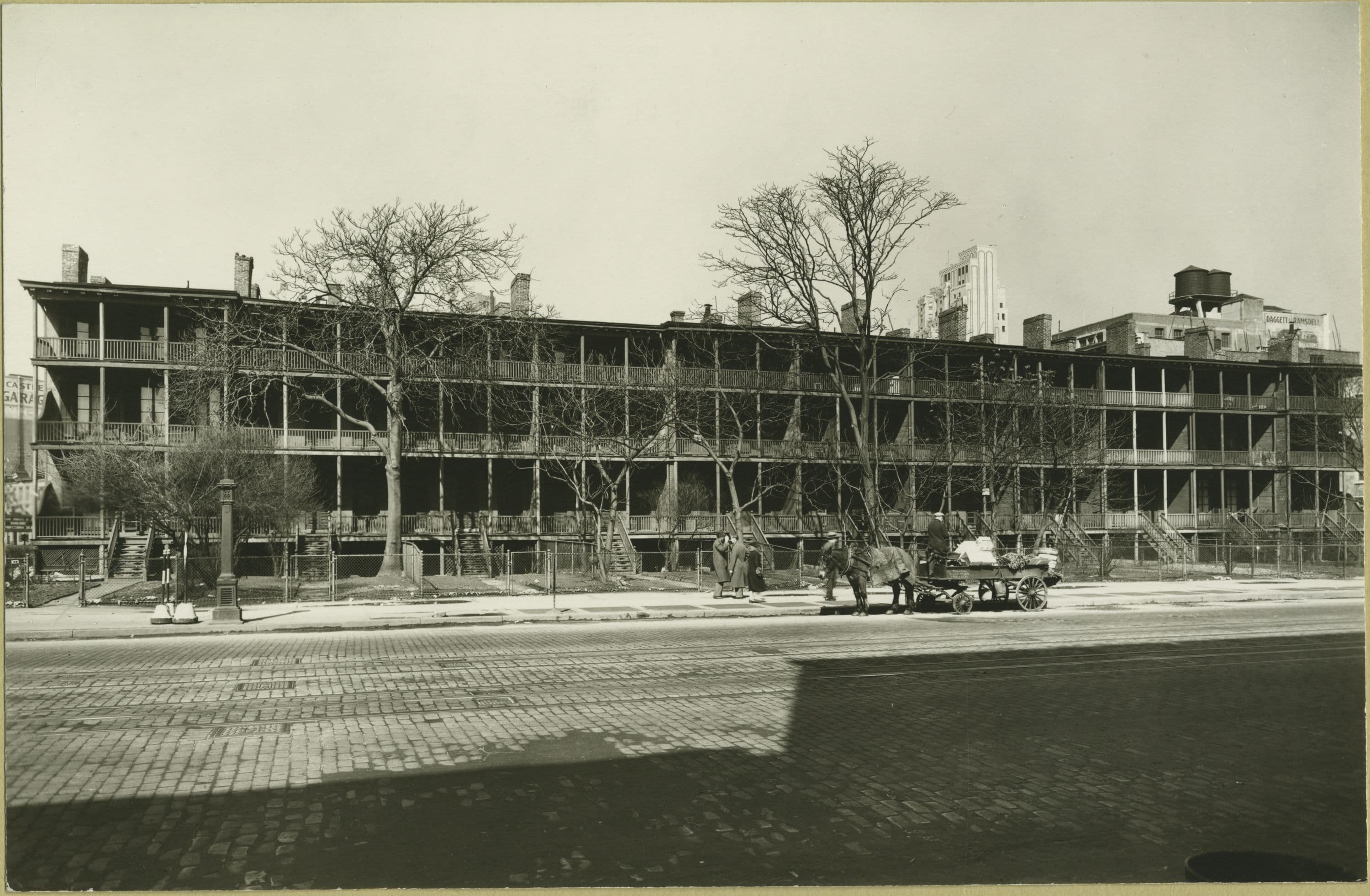 Manhattan: 7th Avenue - 12th Street (West).