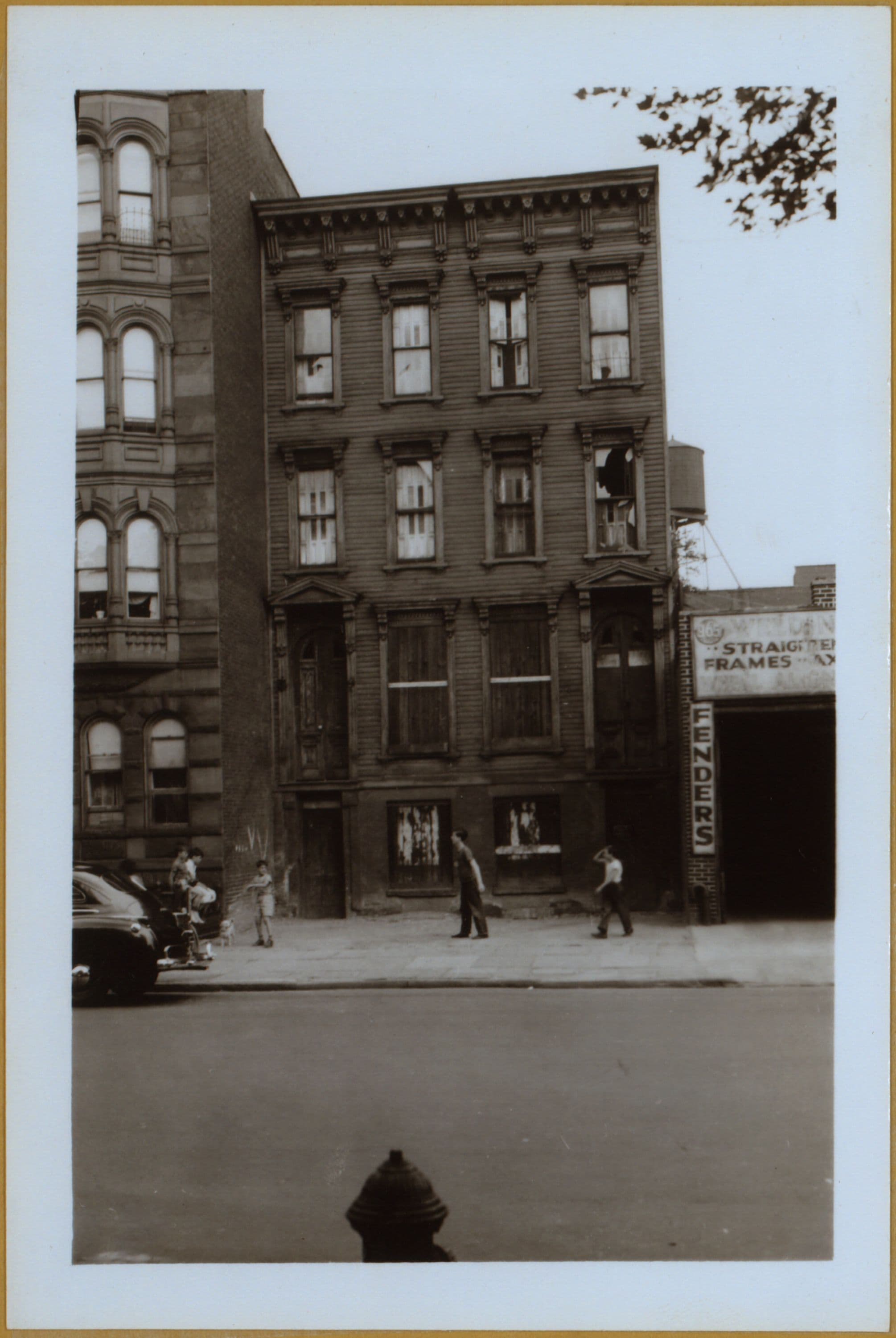 Brooklyn: Bedford Avenue - DeKalb Avenue