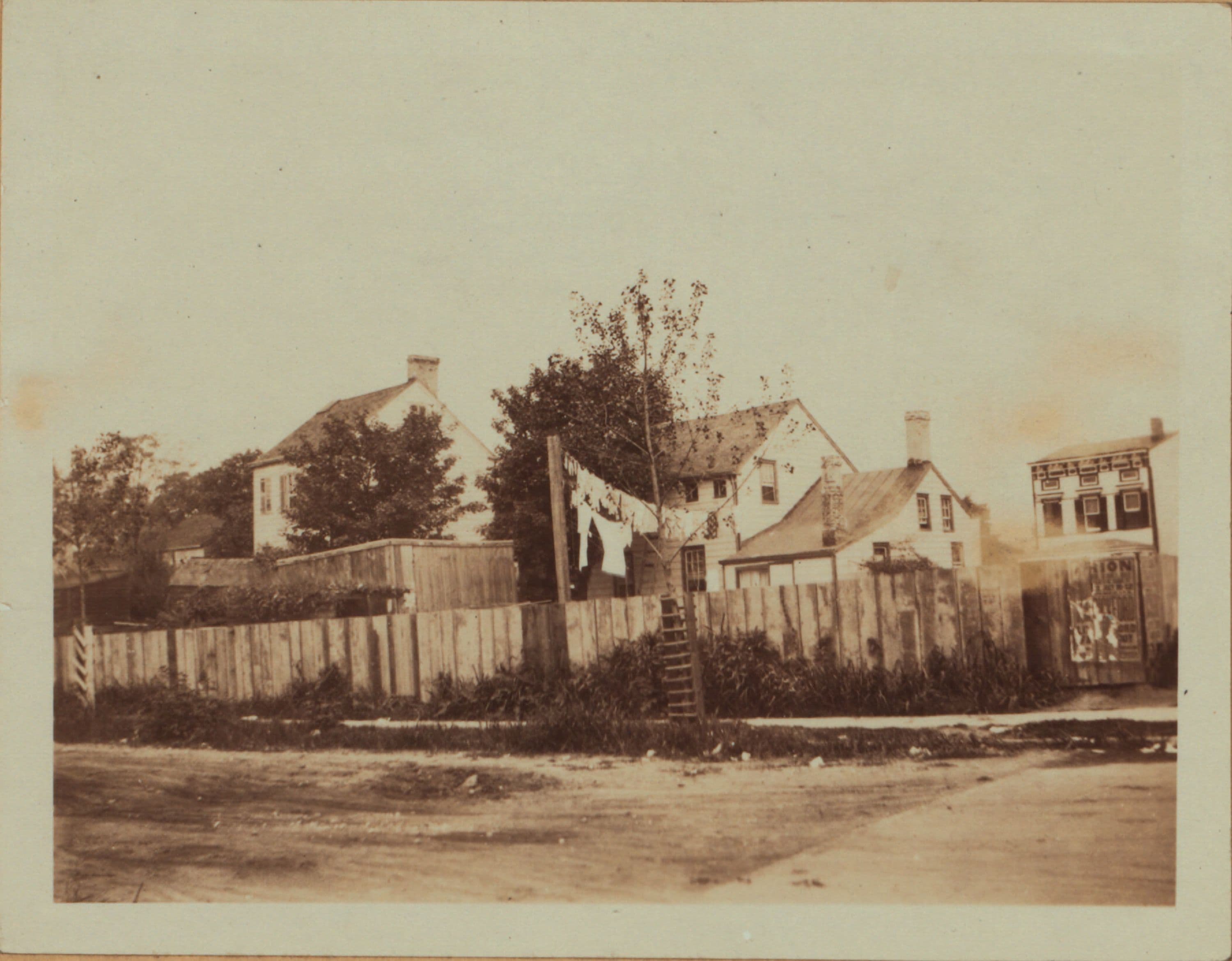 Queens: 57th Road - 61st Street
