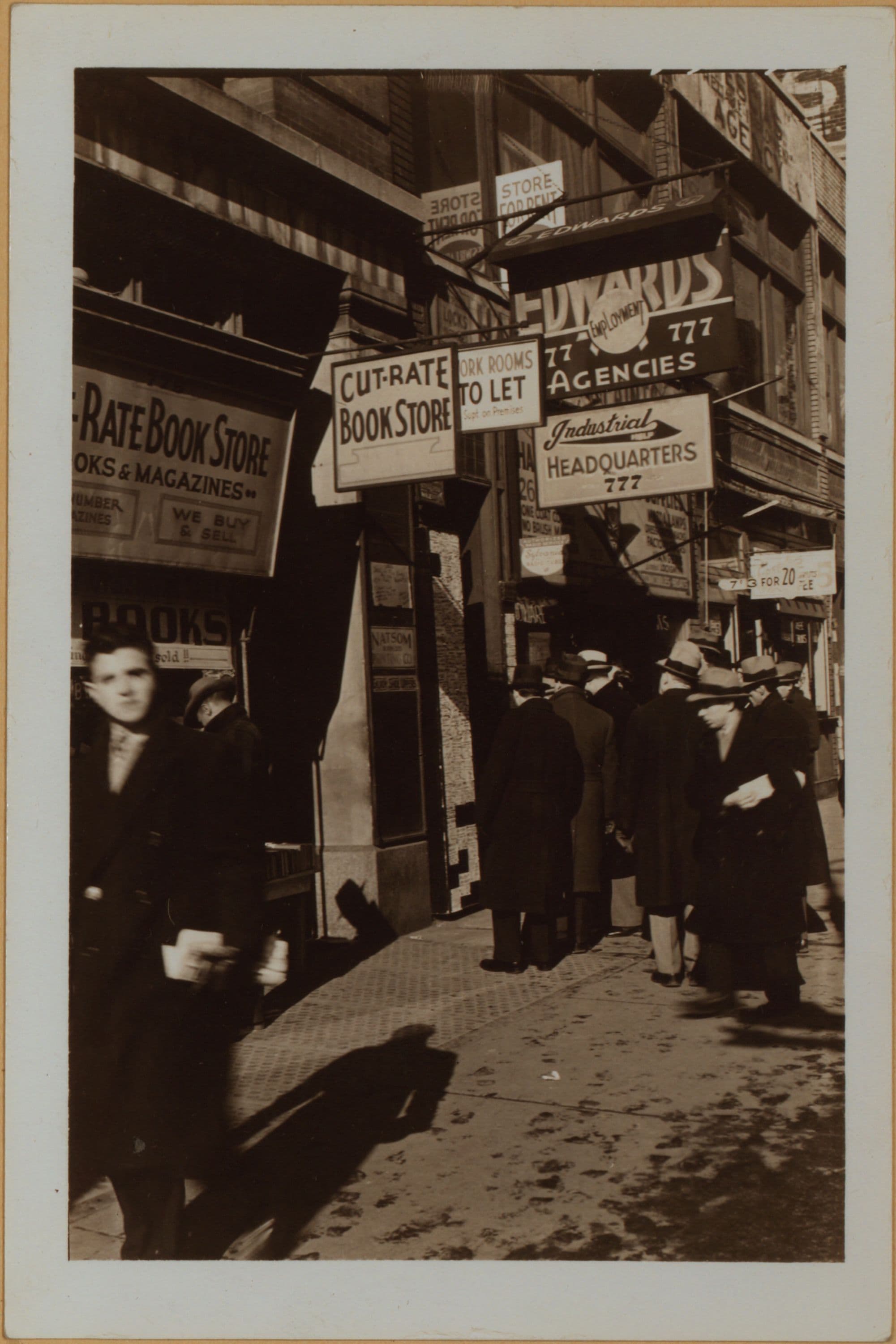 Manhattan: 6th Avenue - 26th Street (West)