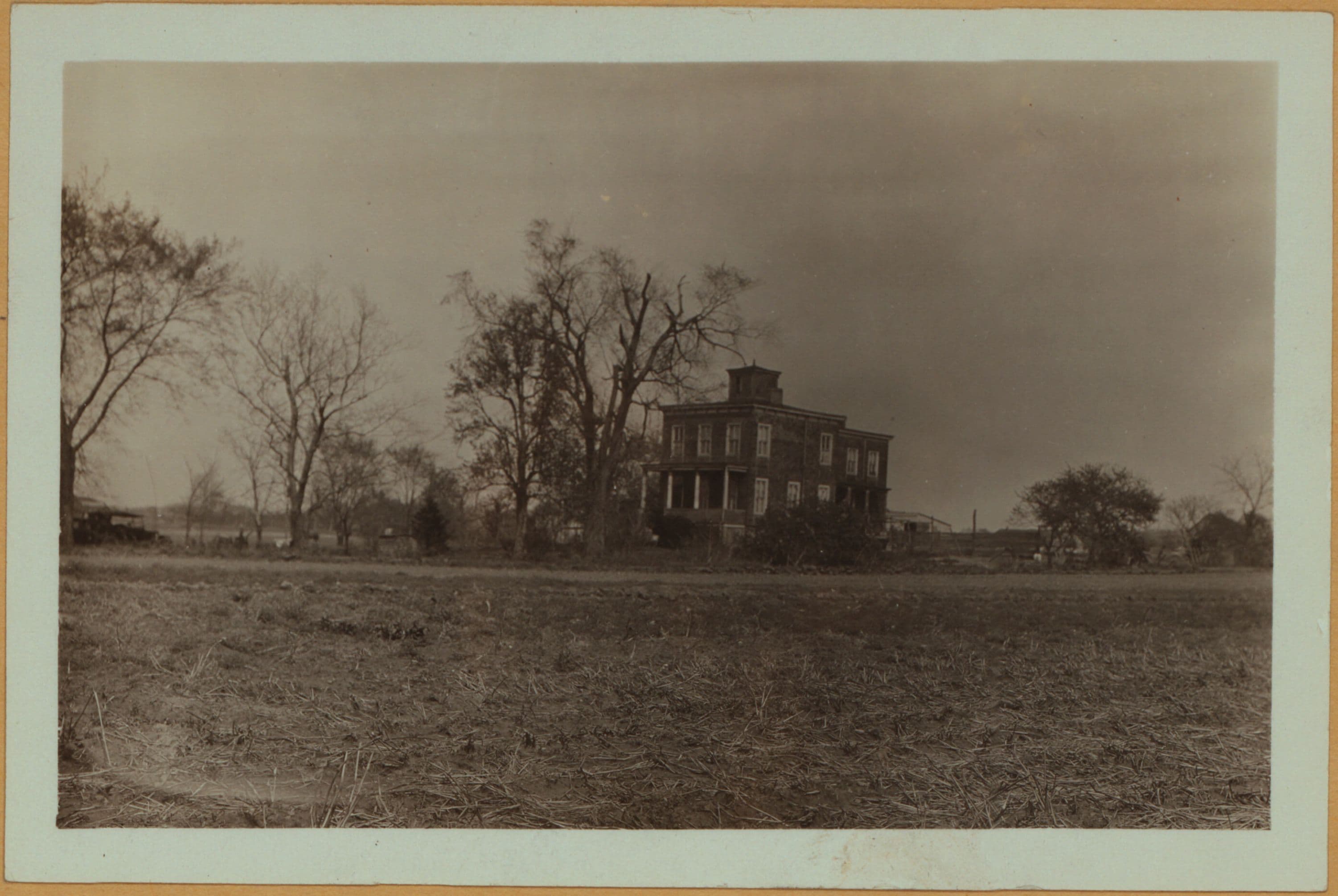 Richmond: [Staten Island] - Richmond Avenue (East) - Richmond Hill Road.
