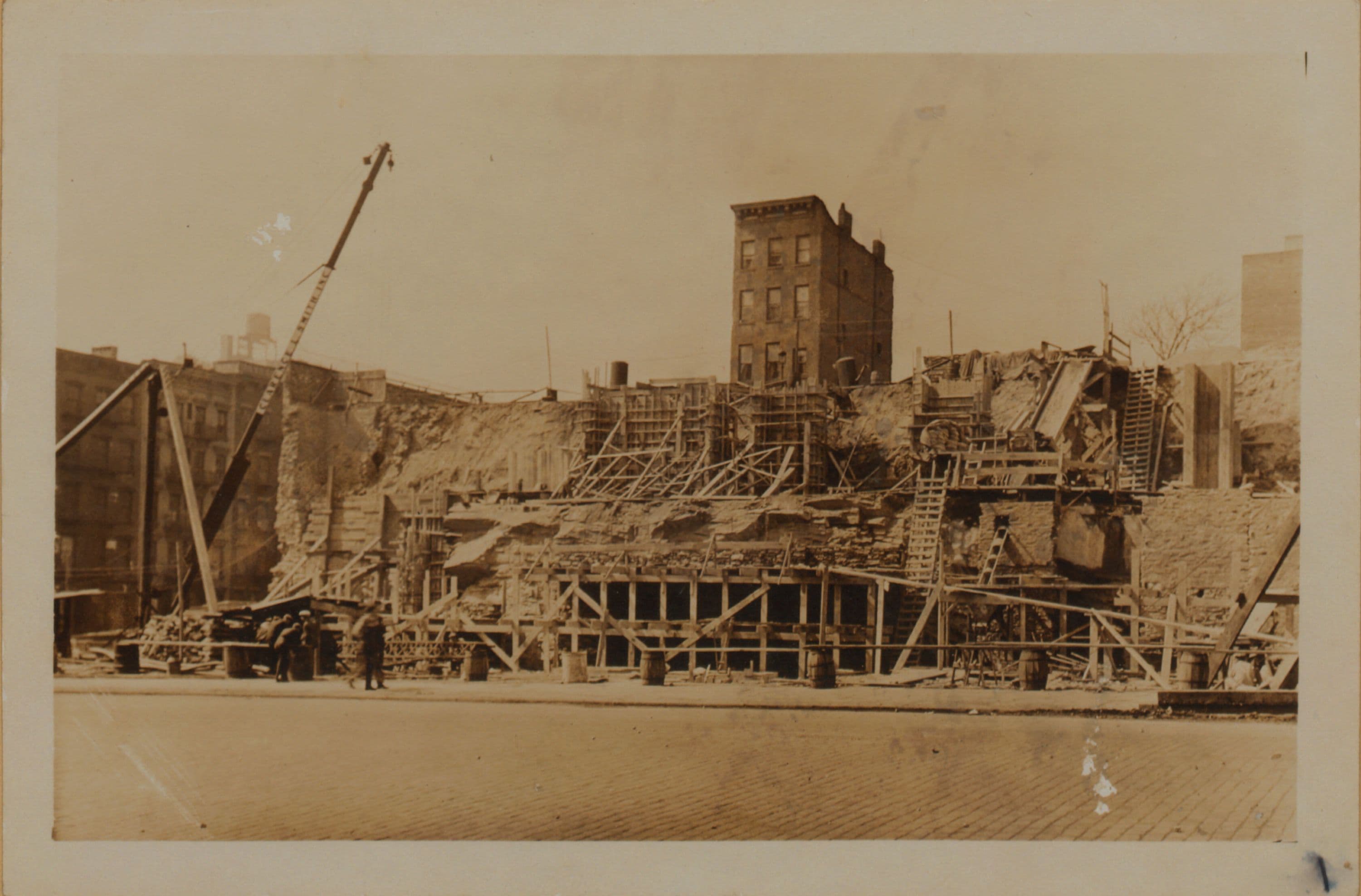 Manhattan: 1st Ave. - 40th St., 1928–1929