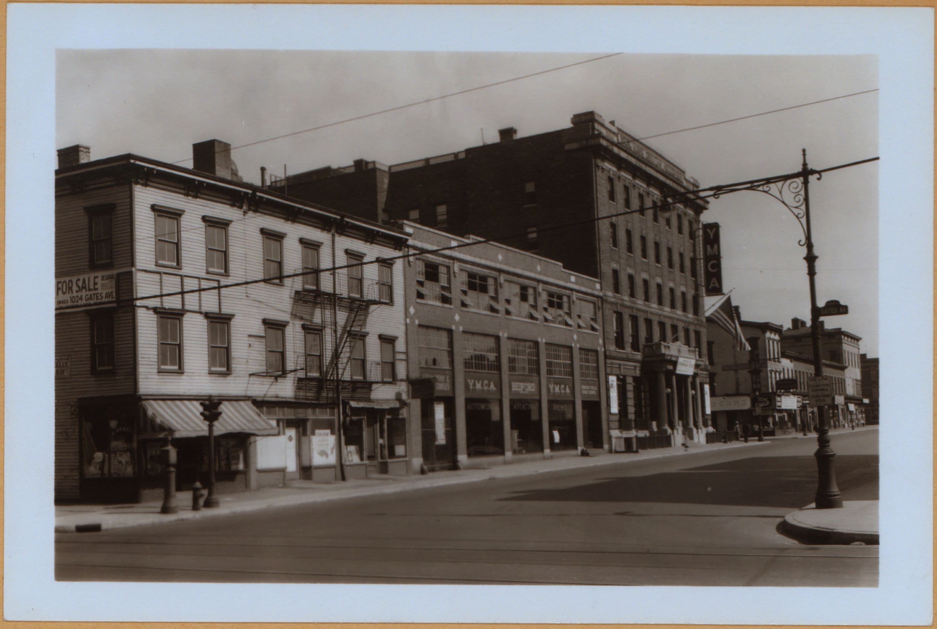 Brooklyn: Bedford Avenue - Gates Avenue