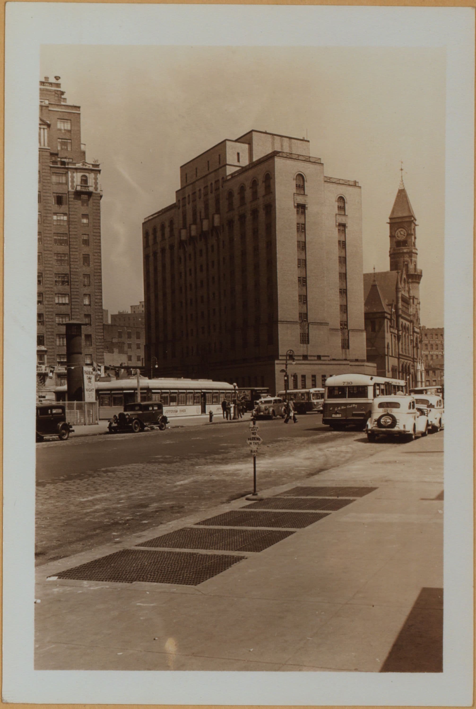 Manhattan: 6th Avenue - Christopher Street