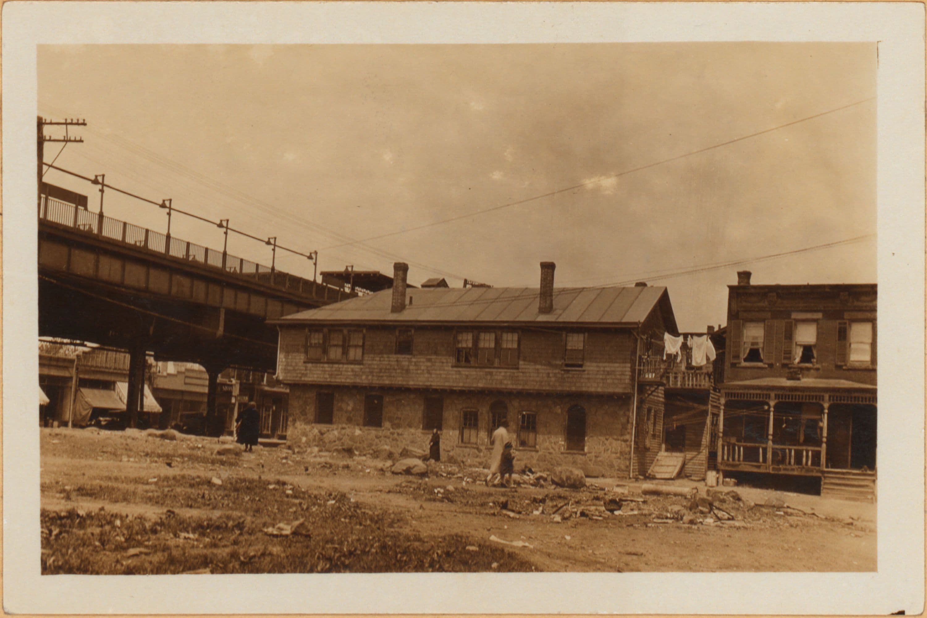 Bronx: White Plains Road - 240th Street (East)