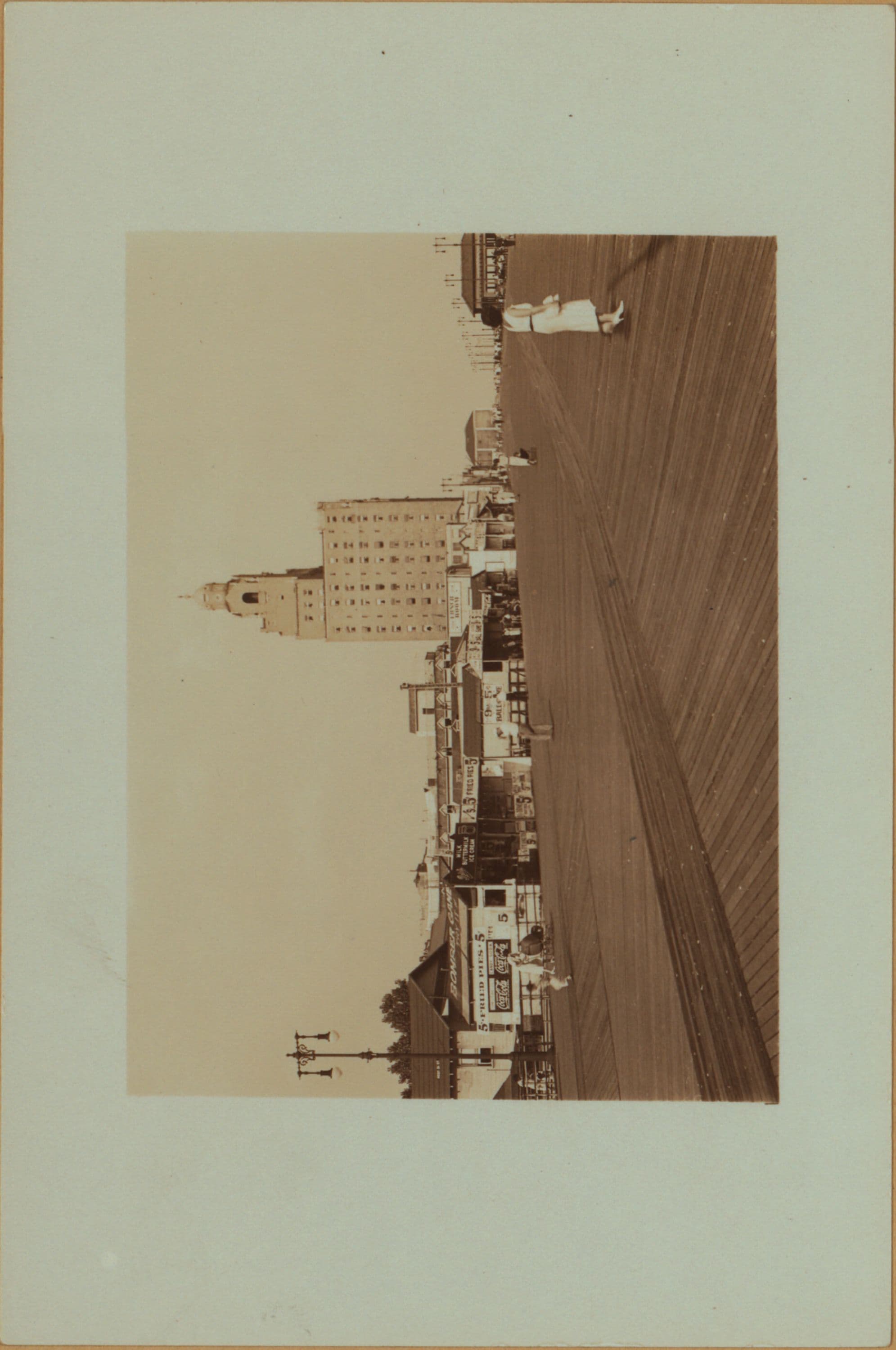 Islands - Coney Island - [Riegelmann boardwalk - Half-Moon Hotel.]