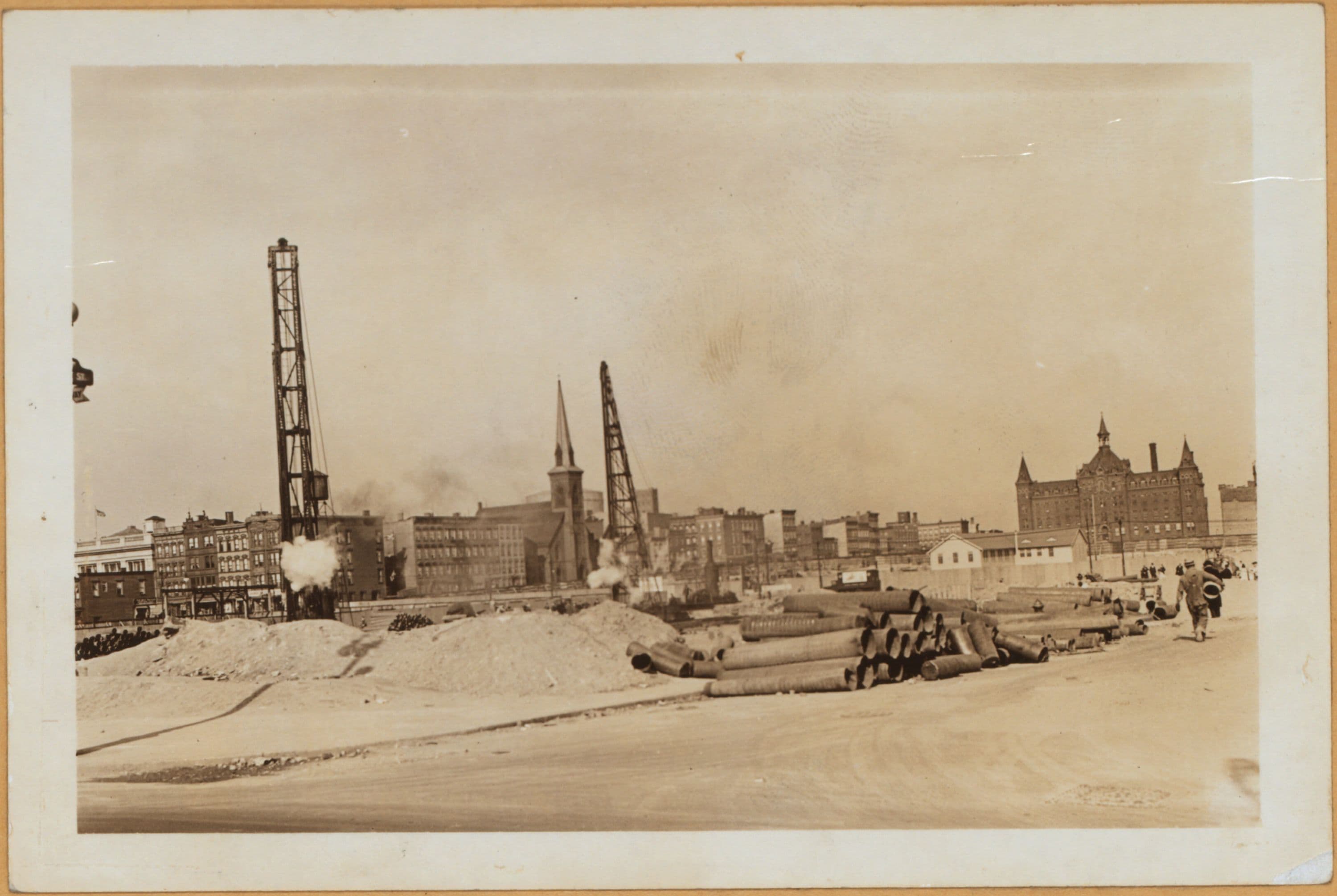 Brooklyn: Stagg Street - Manhattan Avenue