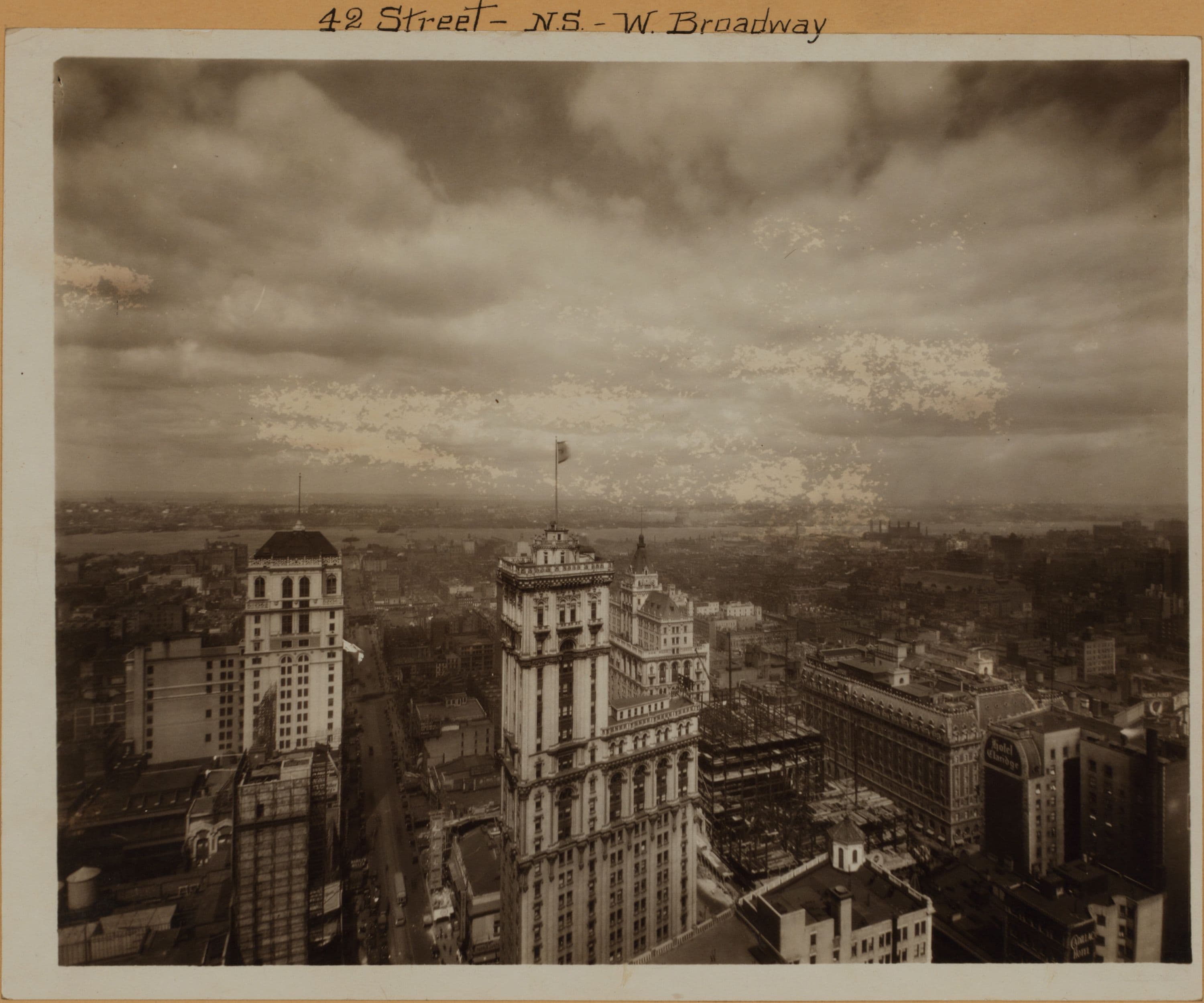 Manhattan: 42nd Street - Broadway
