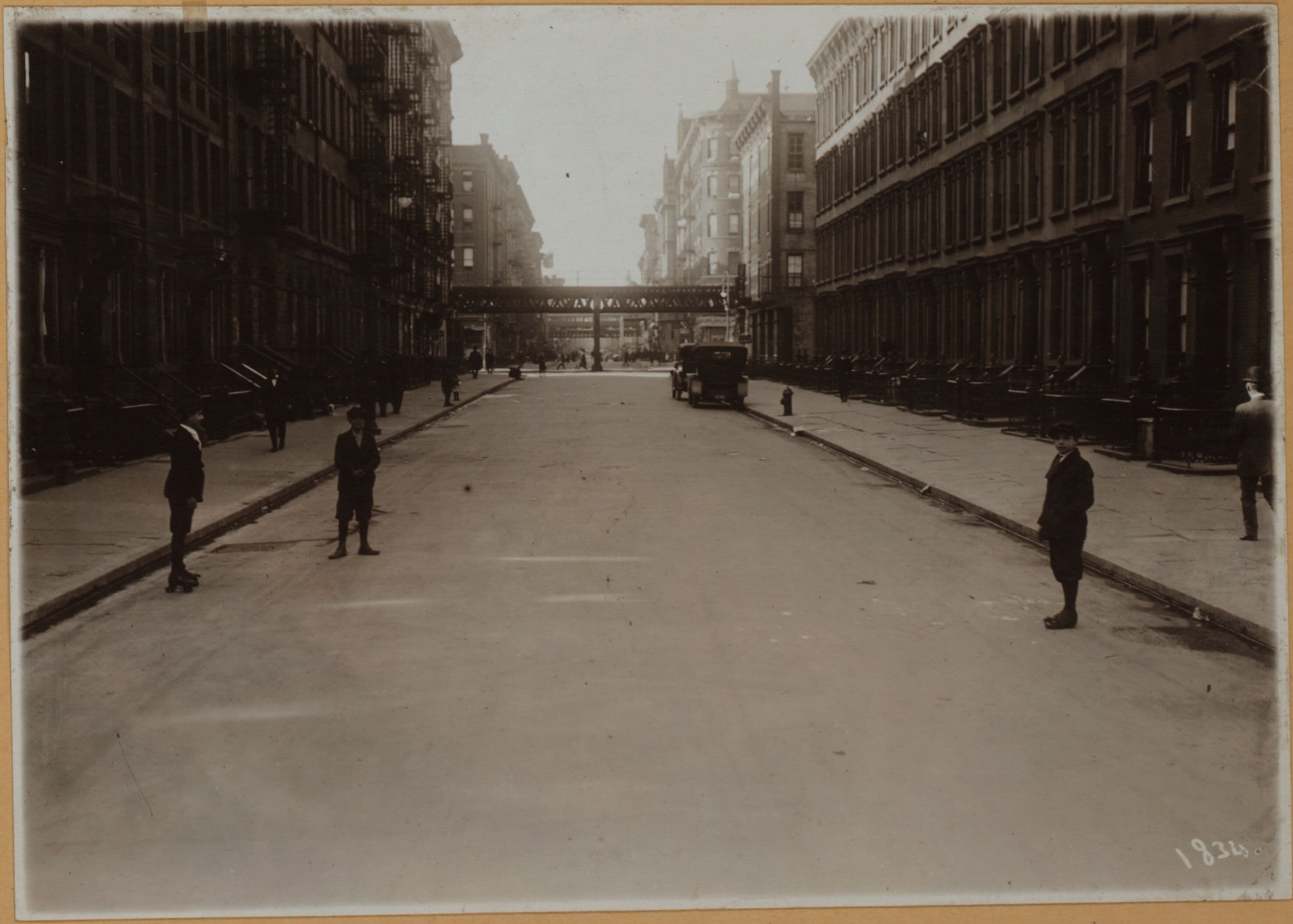 Manhattan: 119th Street (East) - 2nd Avenue