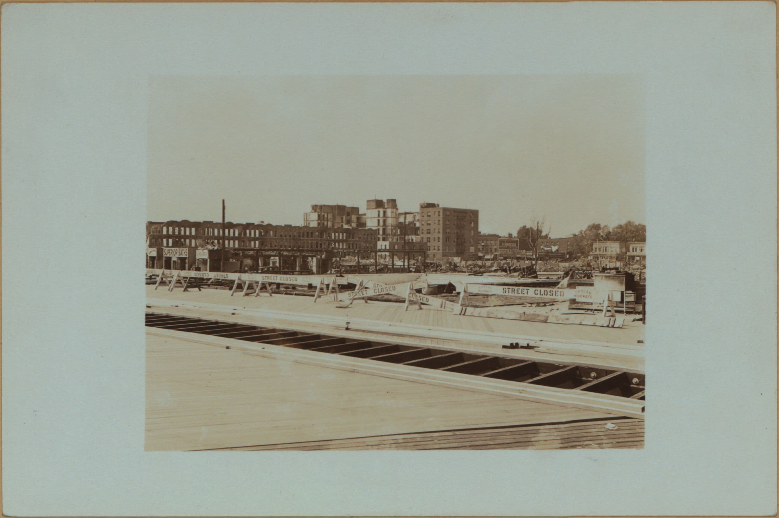 Islands - Coney Island - [Riegelmann boardwalk - Ocean Apartments - Saltair Apartments.]