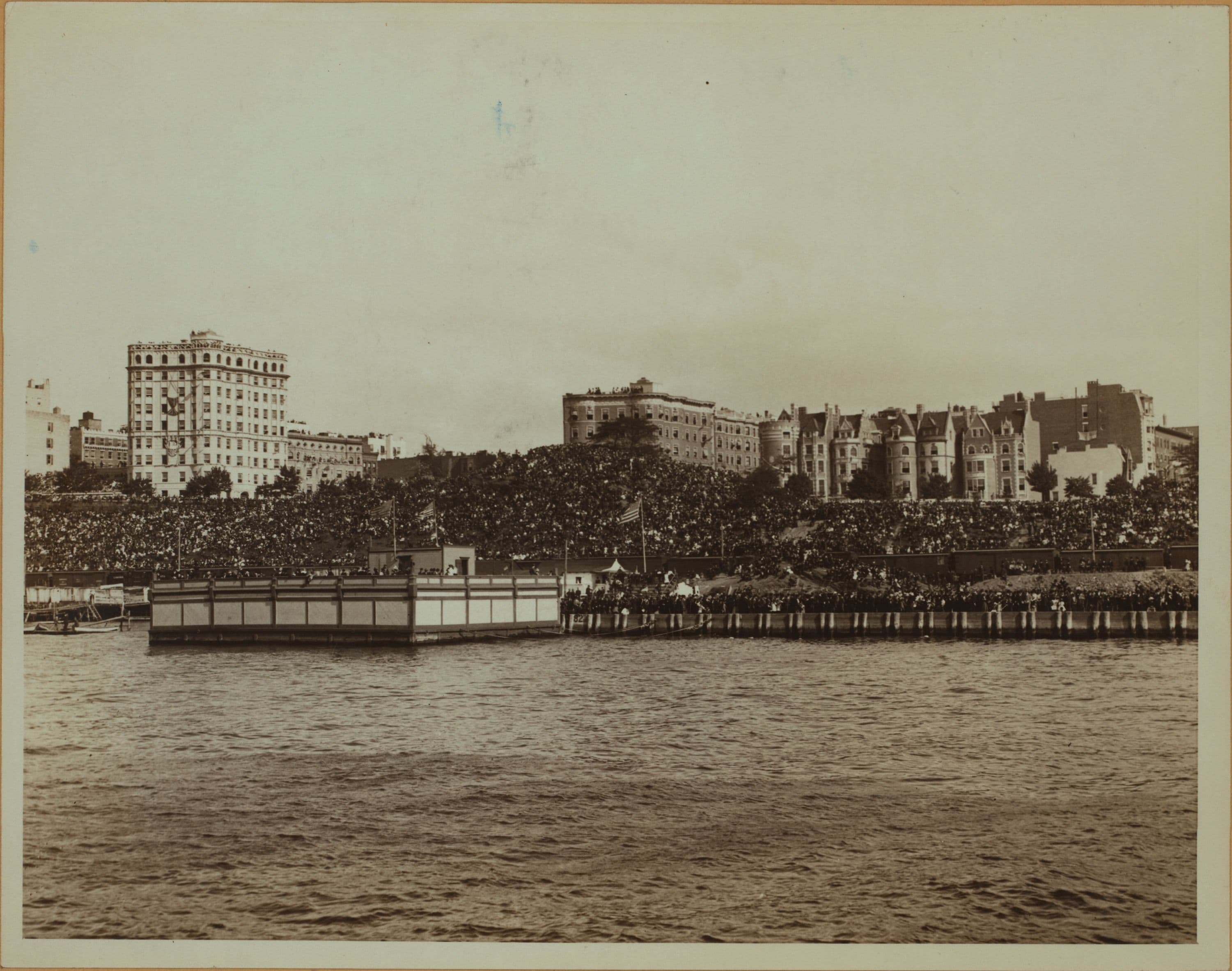 Celebrations - Parades - Municipal events - Spanish-American War Celebration [Dewey Parade].