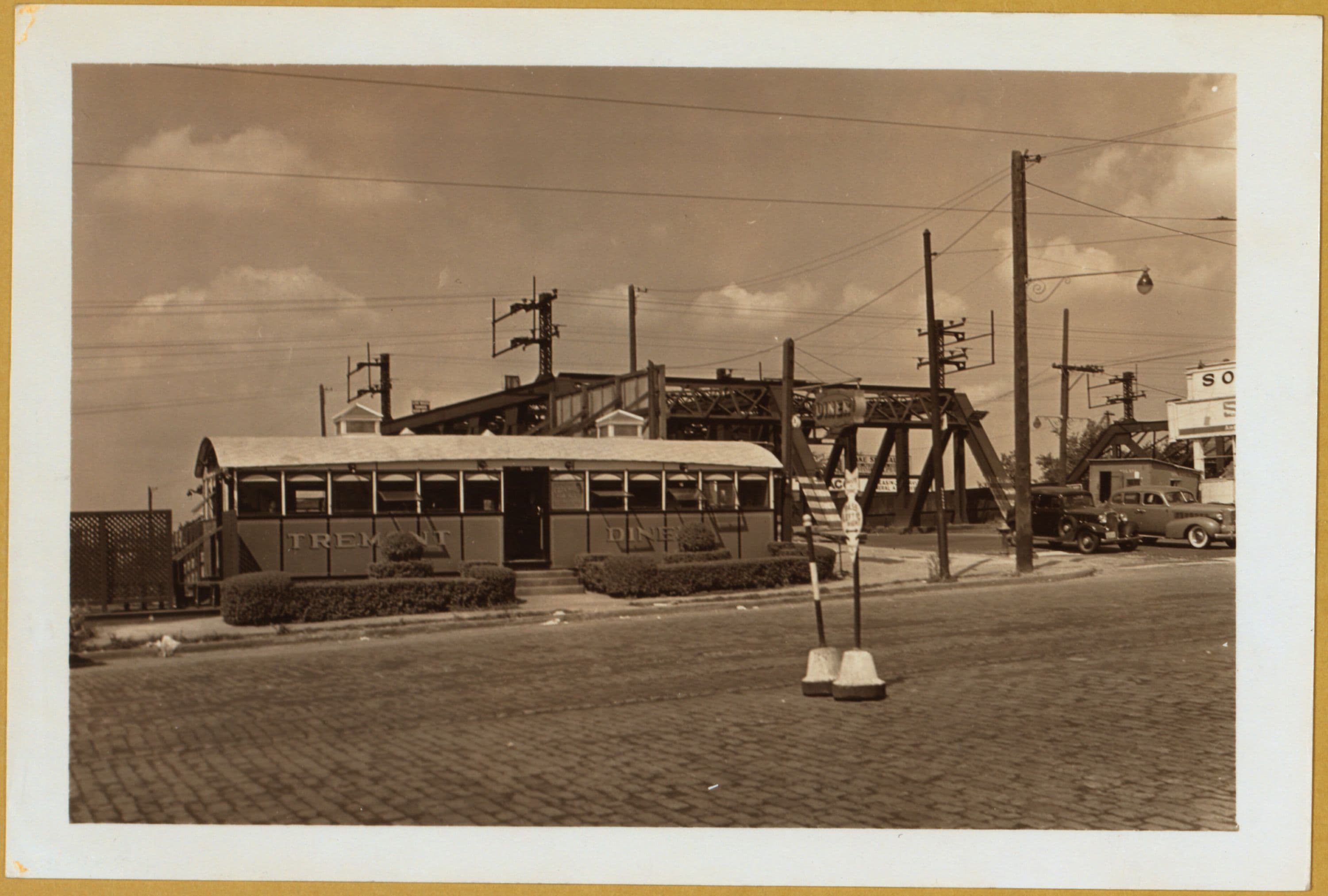 Bronx: White Plains Road - Tremont Avenue (East)