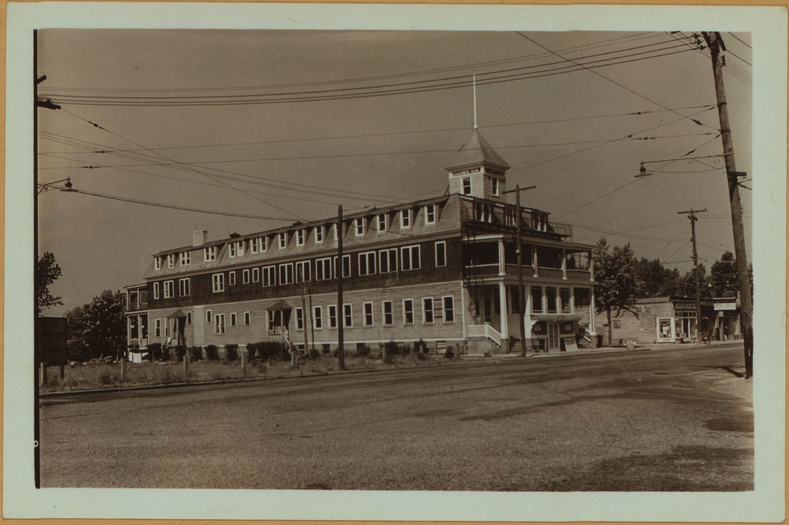 Richmond: Midland Avenue - Patterson Avenue