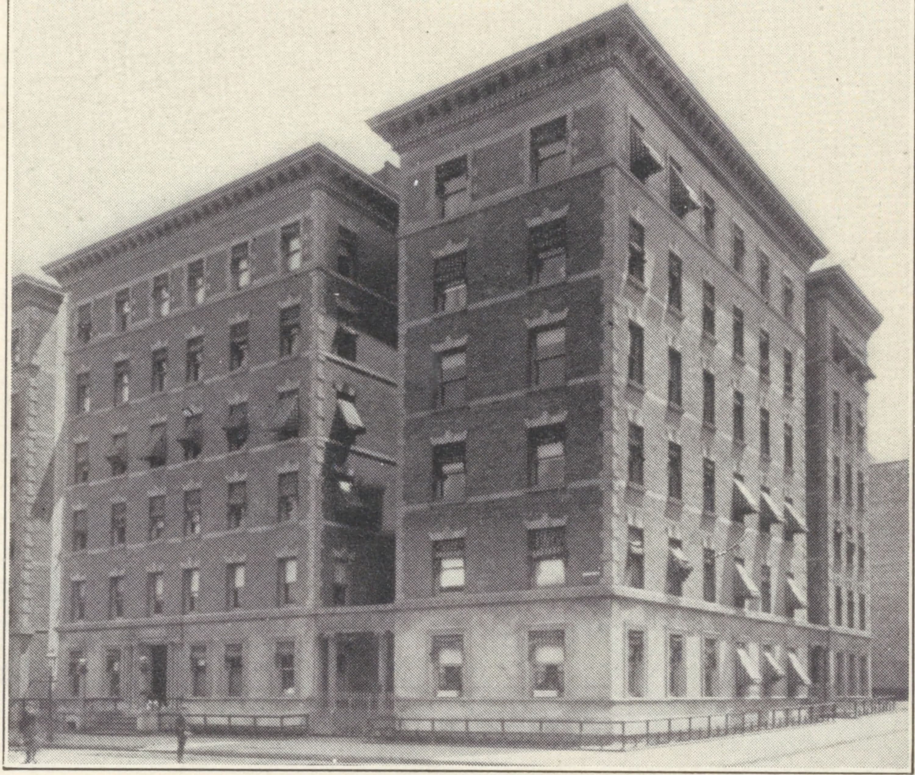 Miscellaneous apartments. The Lafayette, 320 Manhattan Avenue, southeast corner of 114th Street, facing Morningside Park; Typical floor plan; The Versailles, 1845 Seventh Avenue, northeast corner 112th Street; Typical floor plan; The Rochambeau, 312 Manhattan Avenue, northeast corner 113th Street, facing Morningside Park; Typical floor plan.