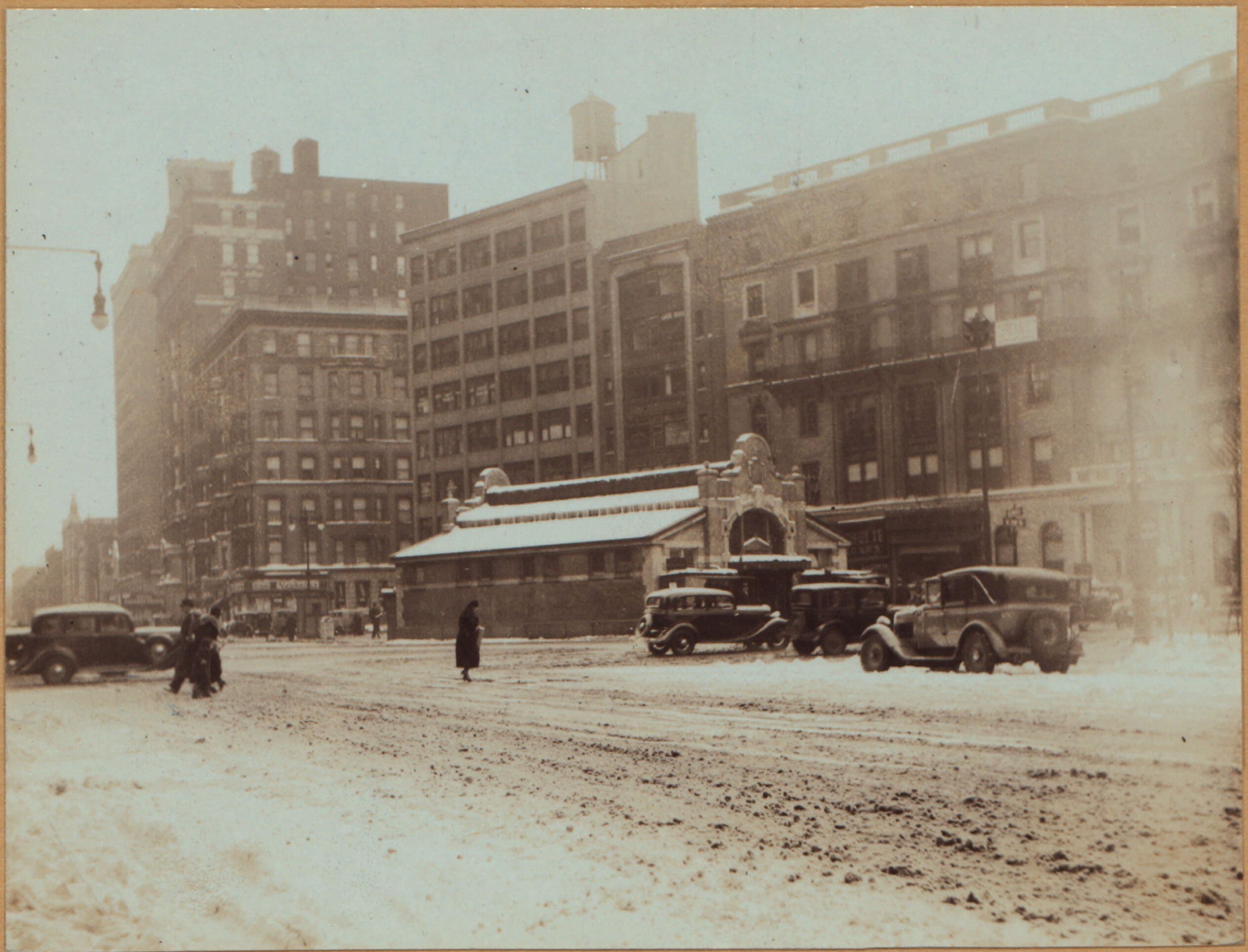Manhattan: Broadway - 72nd Street, 1934