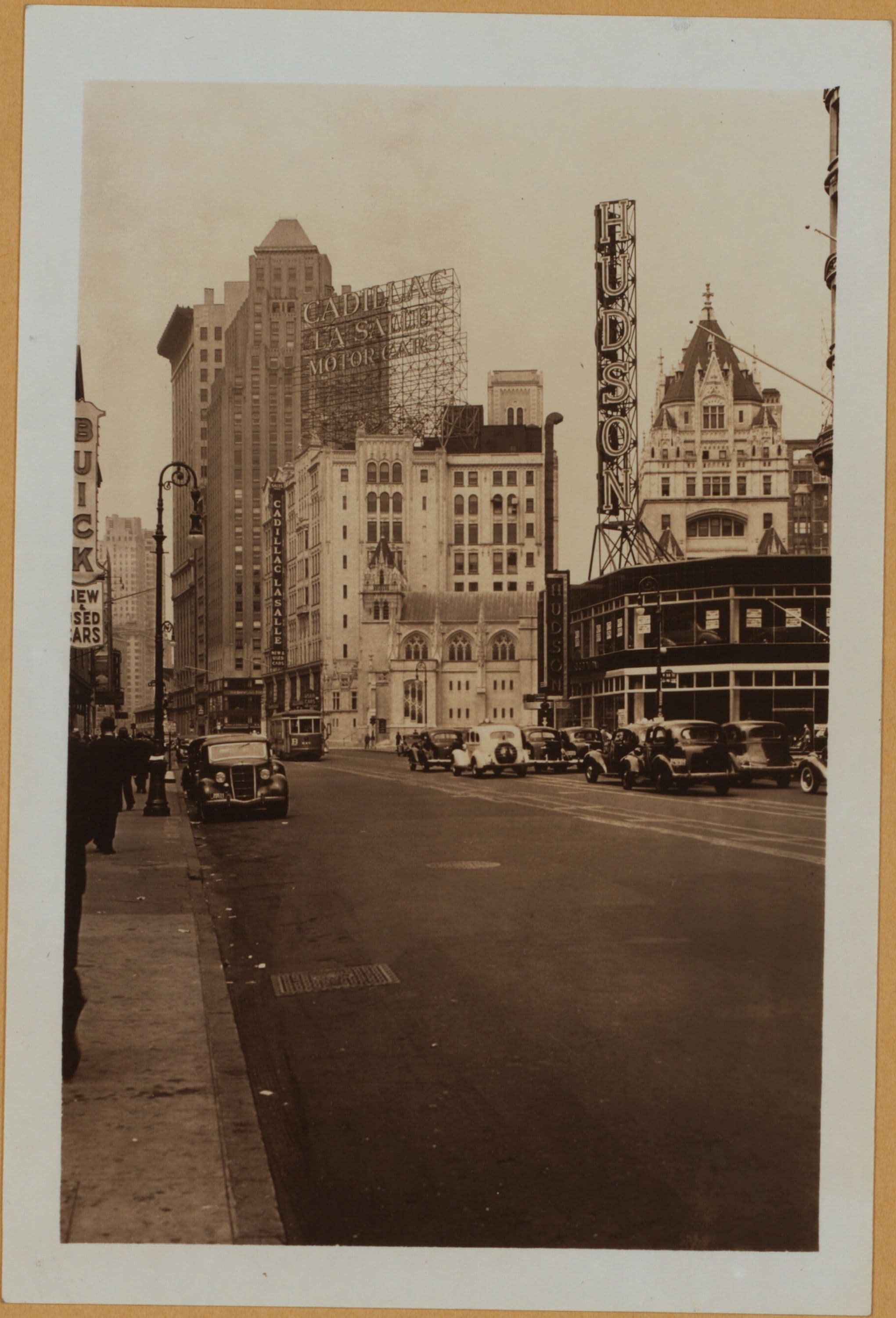 Manhattan: Broadway - 55th Street (West)