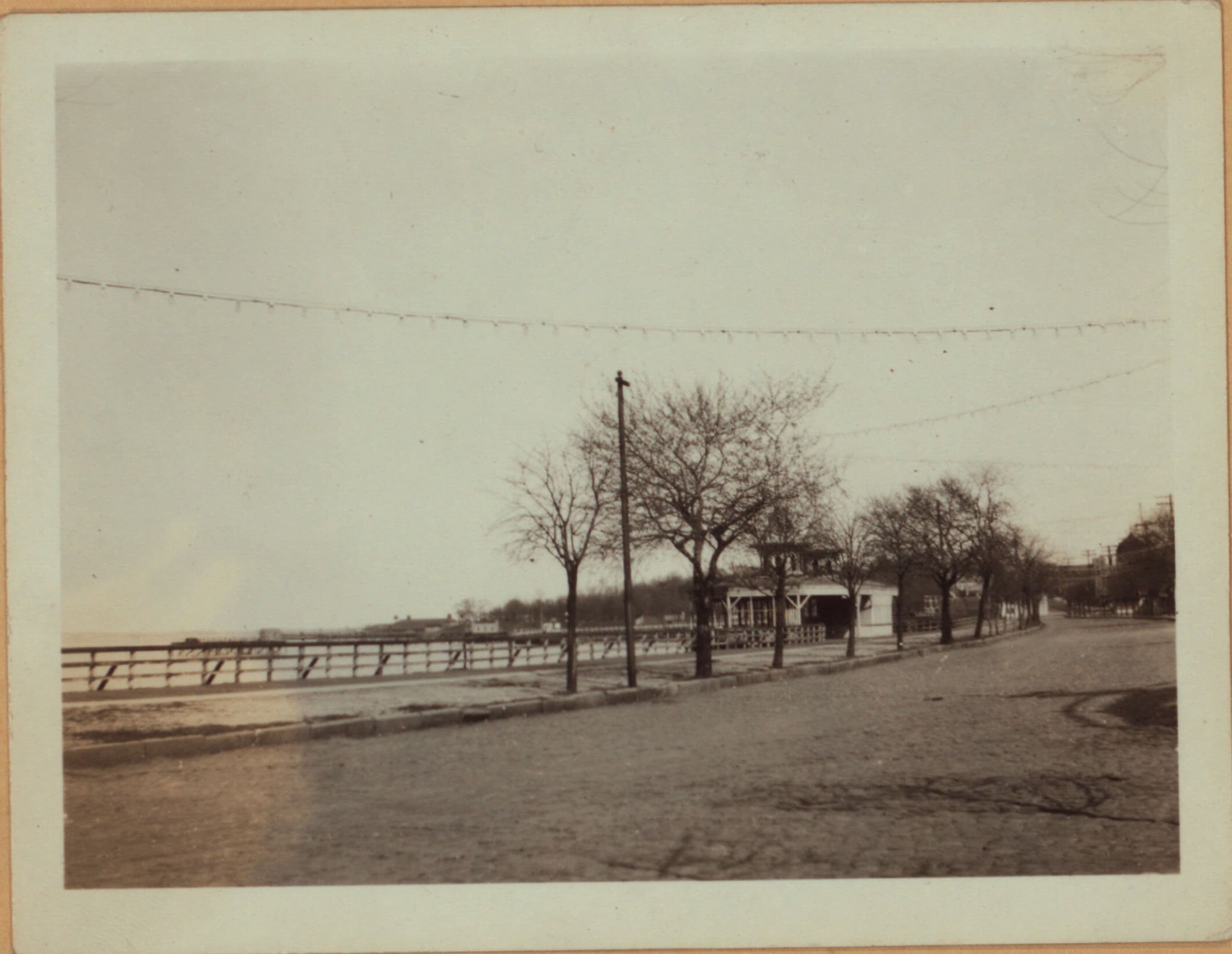 Queens: 19th Avenue - 82nd Street