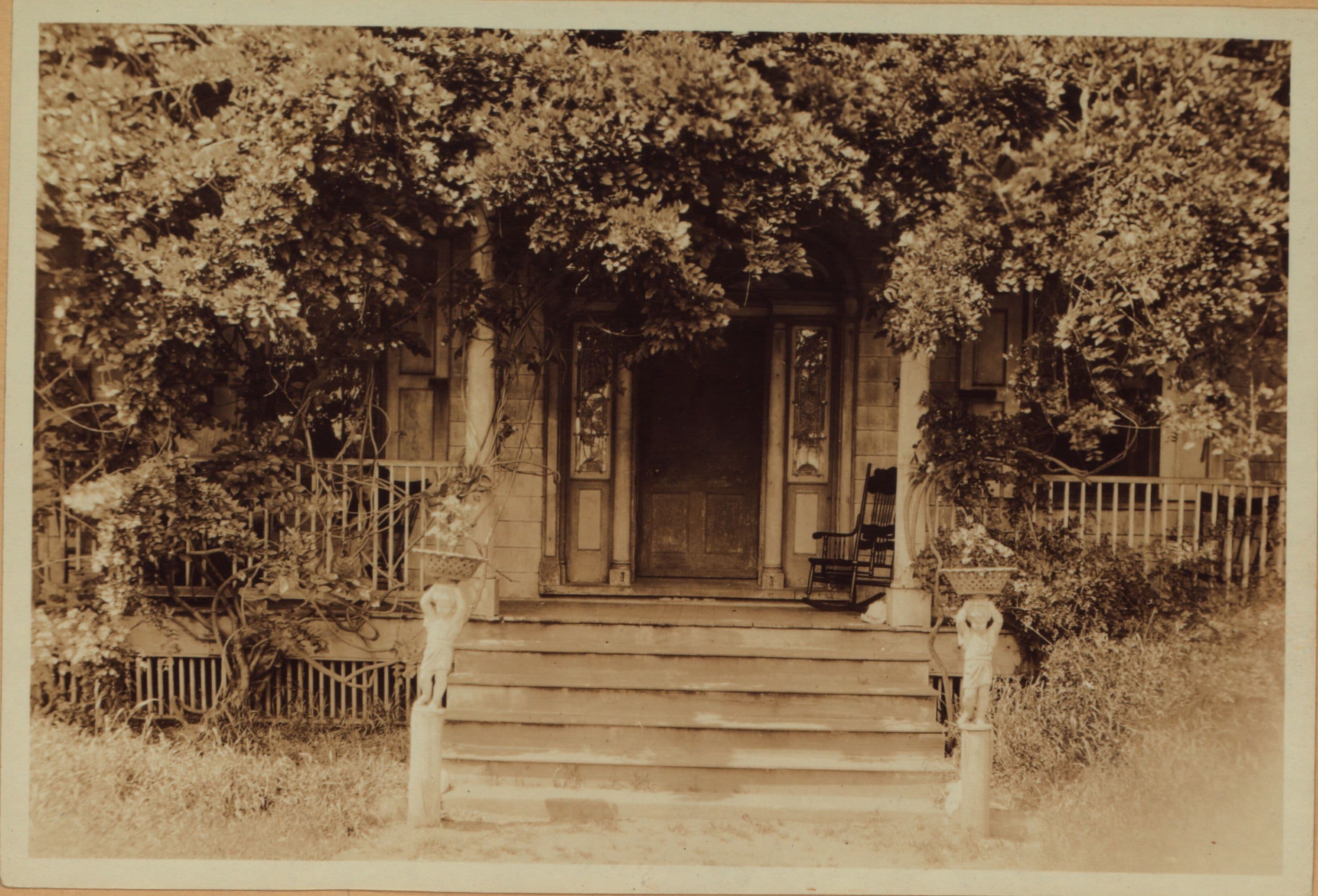 Queens: 37th Avenue - 93rd Street