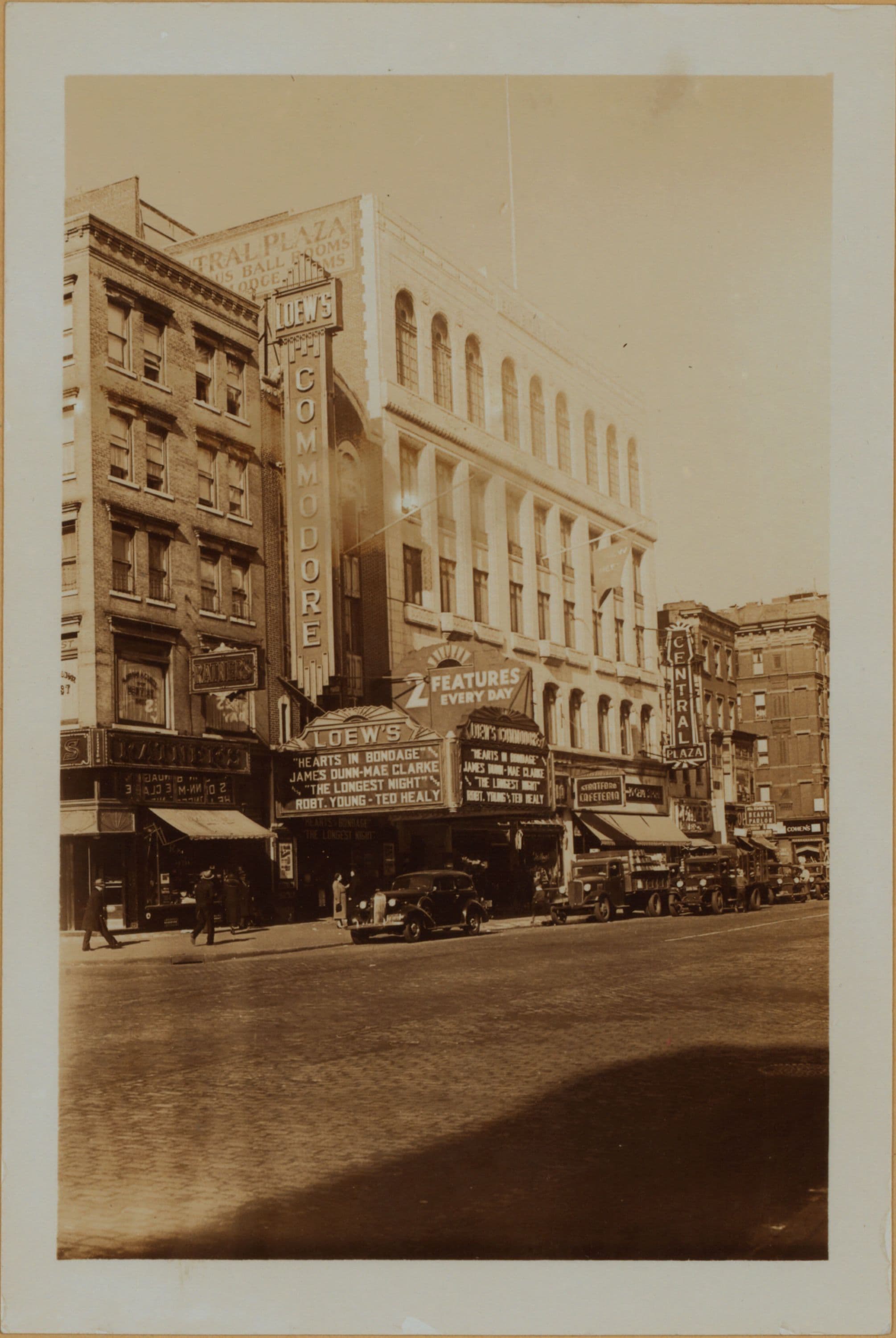 Manhattan: 2nd Ave. - 6th St.