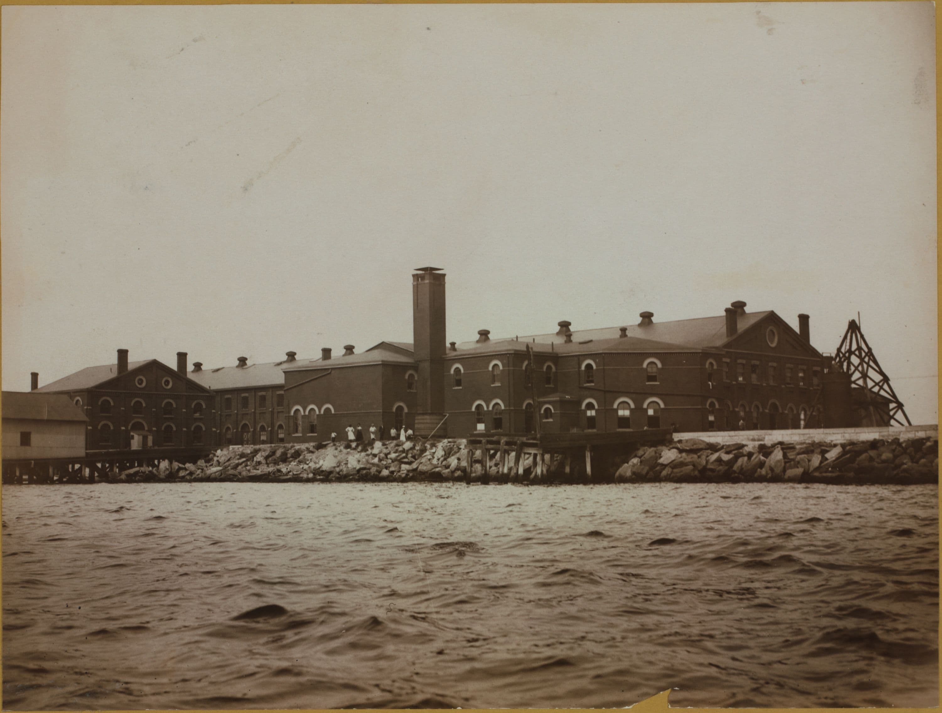 Islands - Hoffman Island - Hospital.