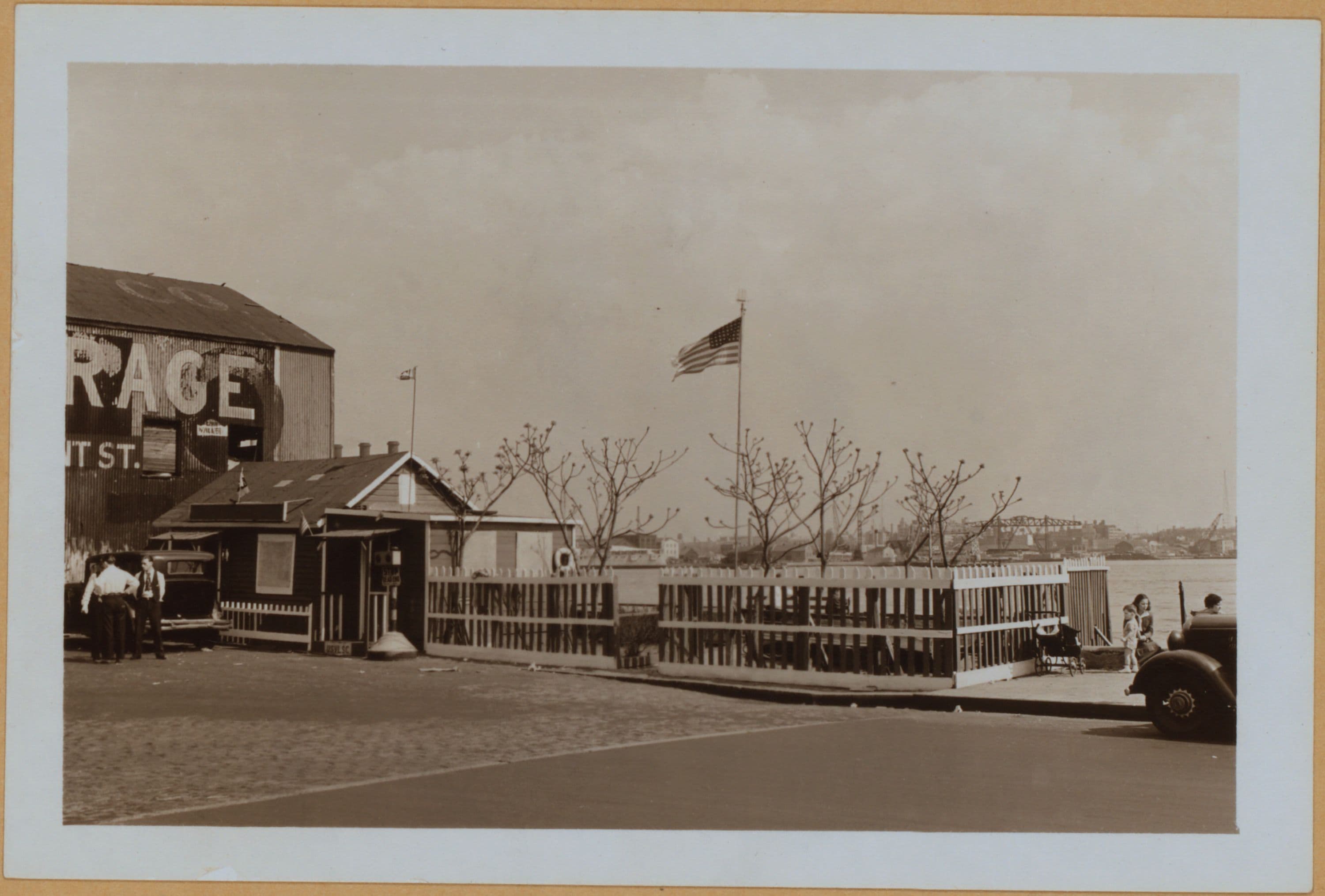 Manhattan: South Street - Corlears Street