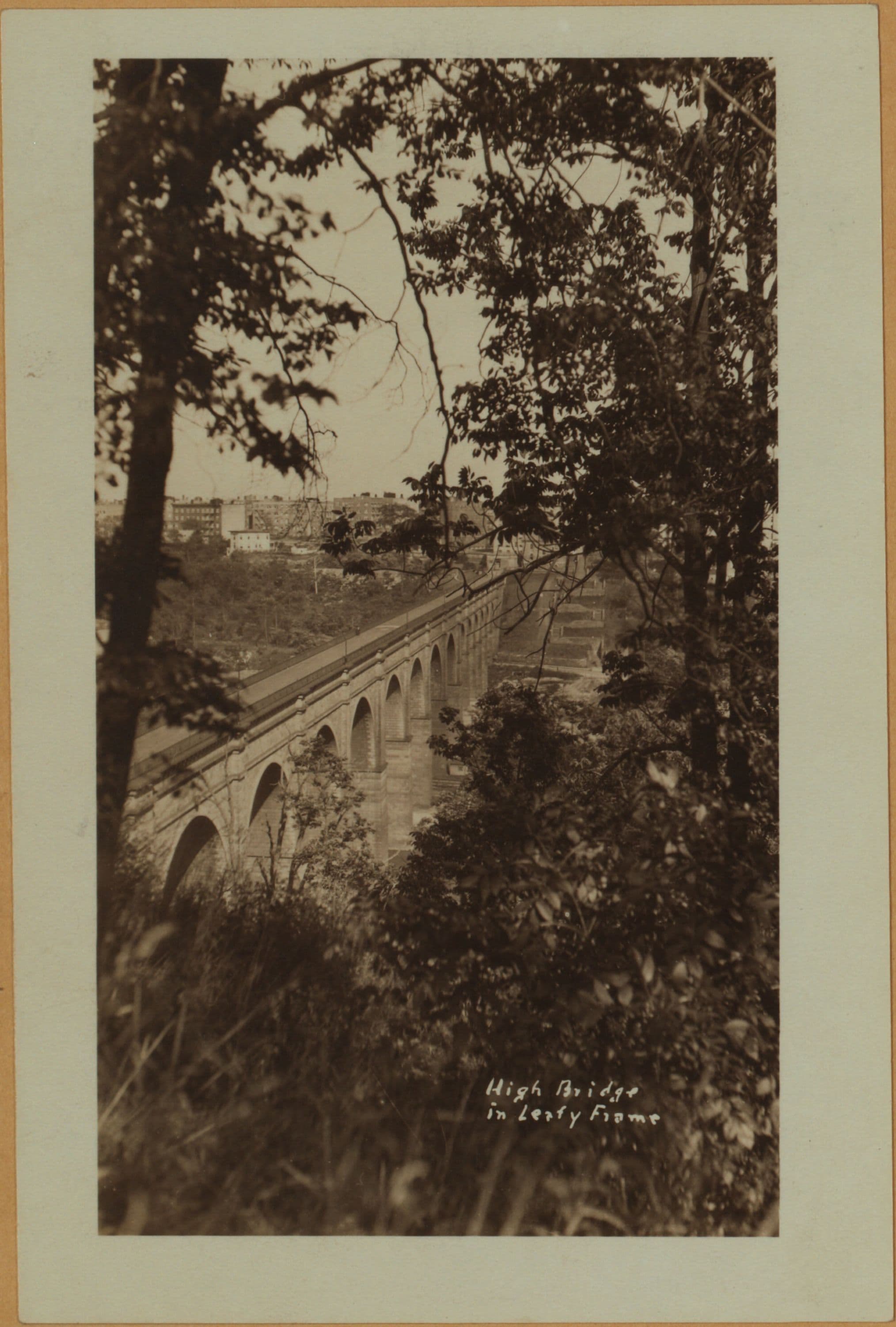 Bridges - High Bridge - [Harlem River - Connecting Manhattan at 174th Street, Highbridge Park to the Bronx at about 170th Street.]