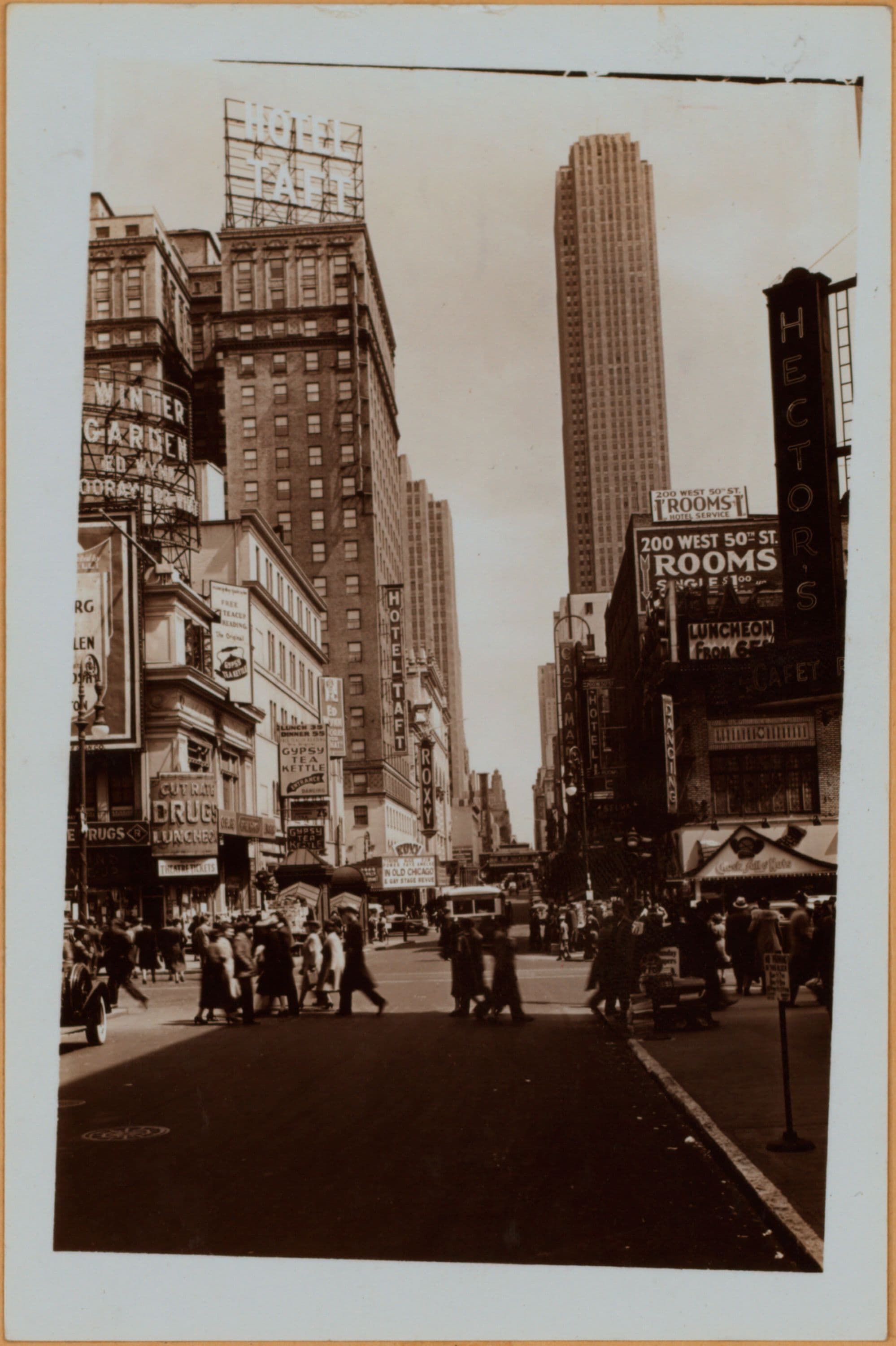 Manhattan: 50th Street - Broadway