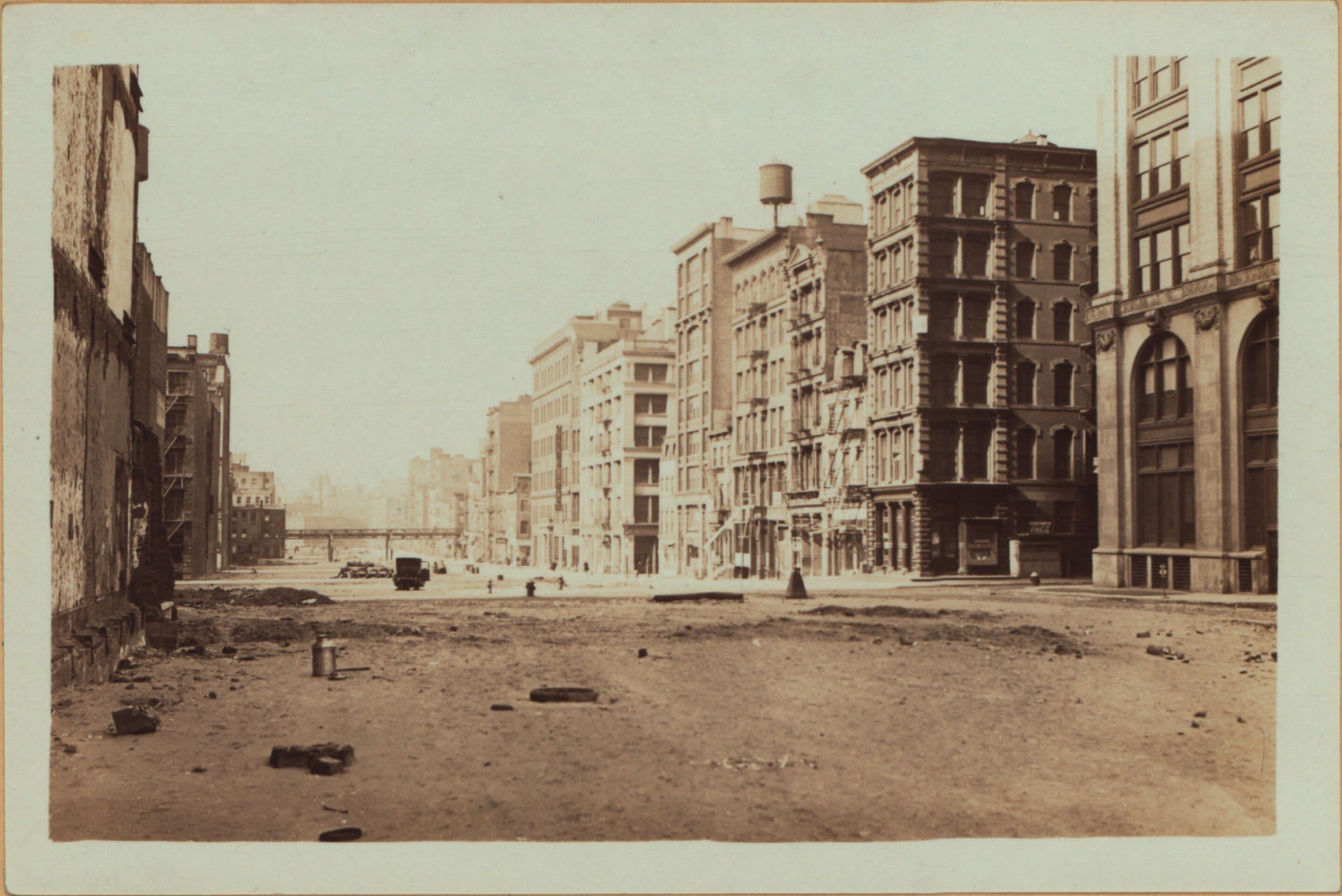 Manhattan: Houston Street (West - Mercer Street
