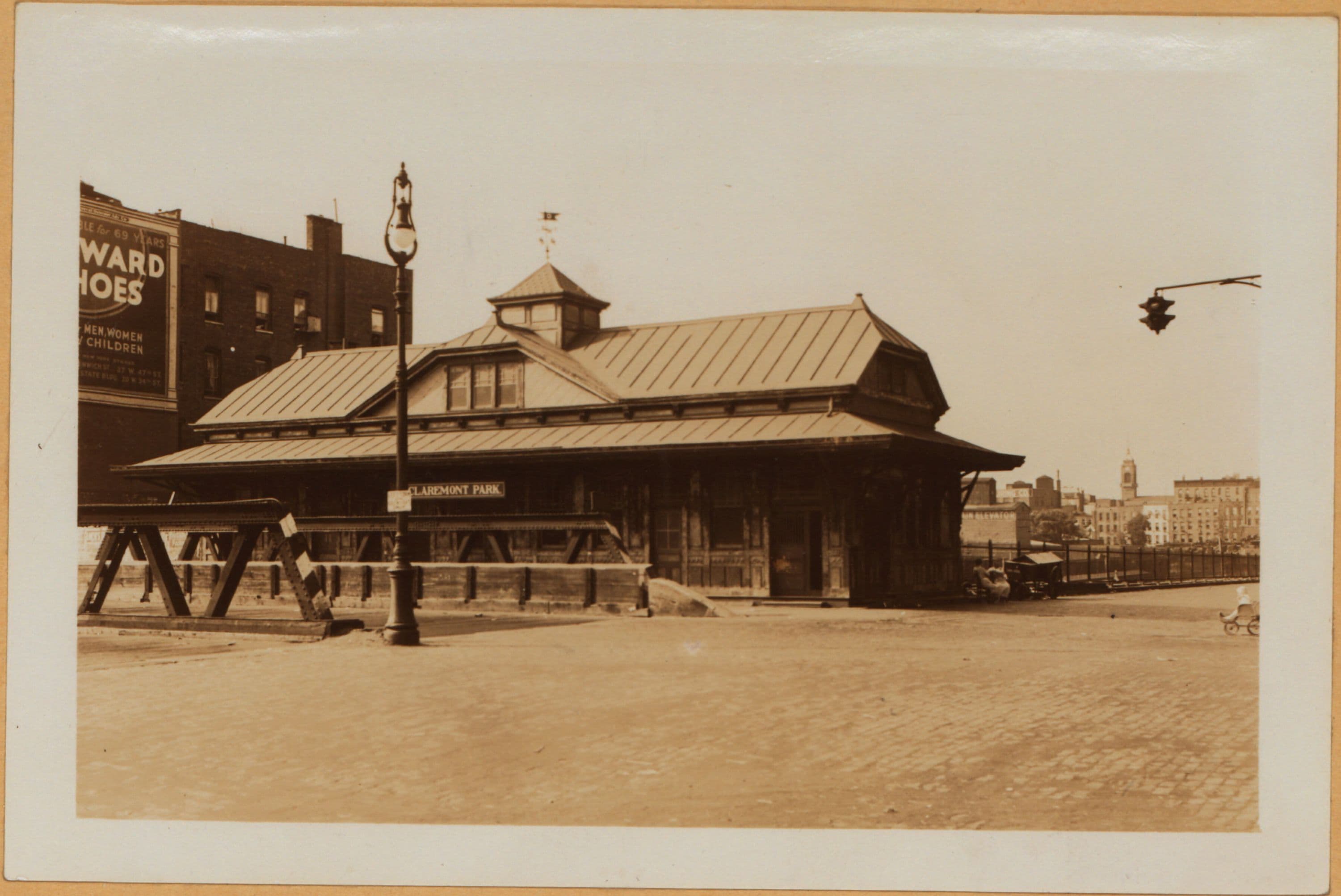 Bronx: Claremont Parkway - Park Avenue
