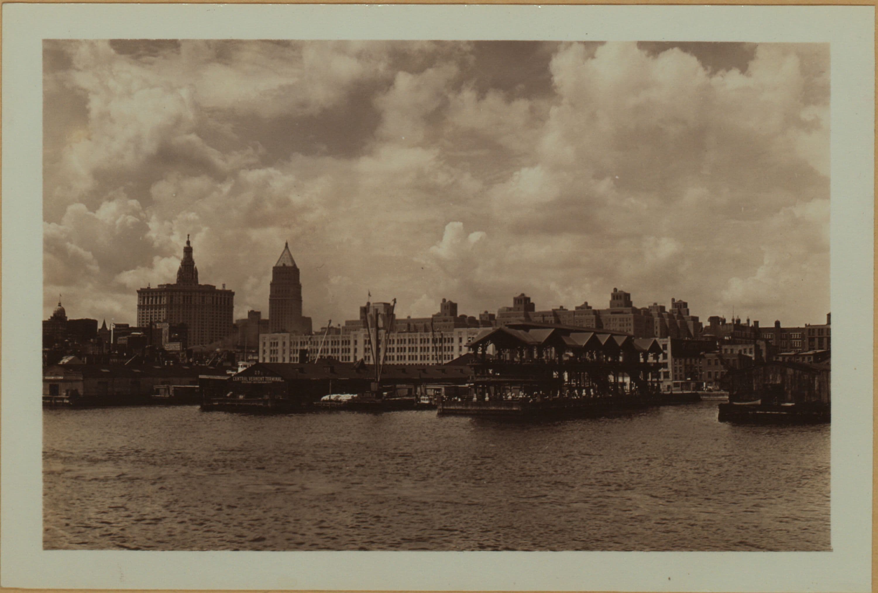East River - Manhattan - Pier 30 - South Street - Market and Pike slips - [Manhattan Bridge].