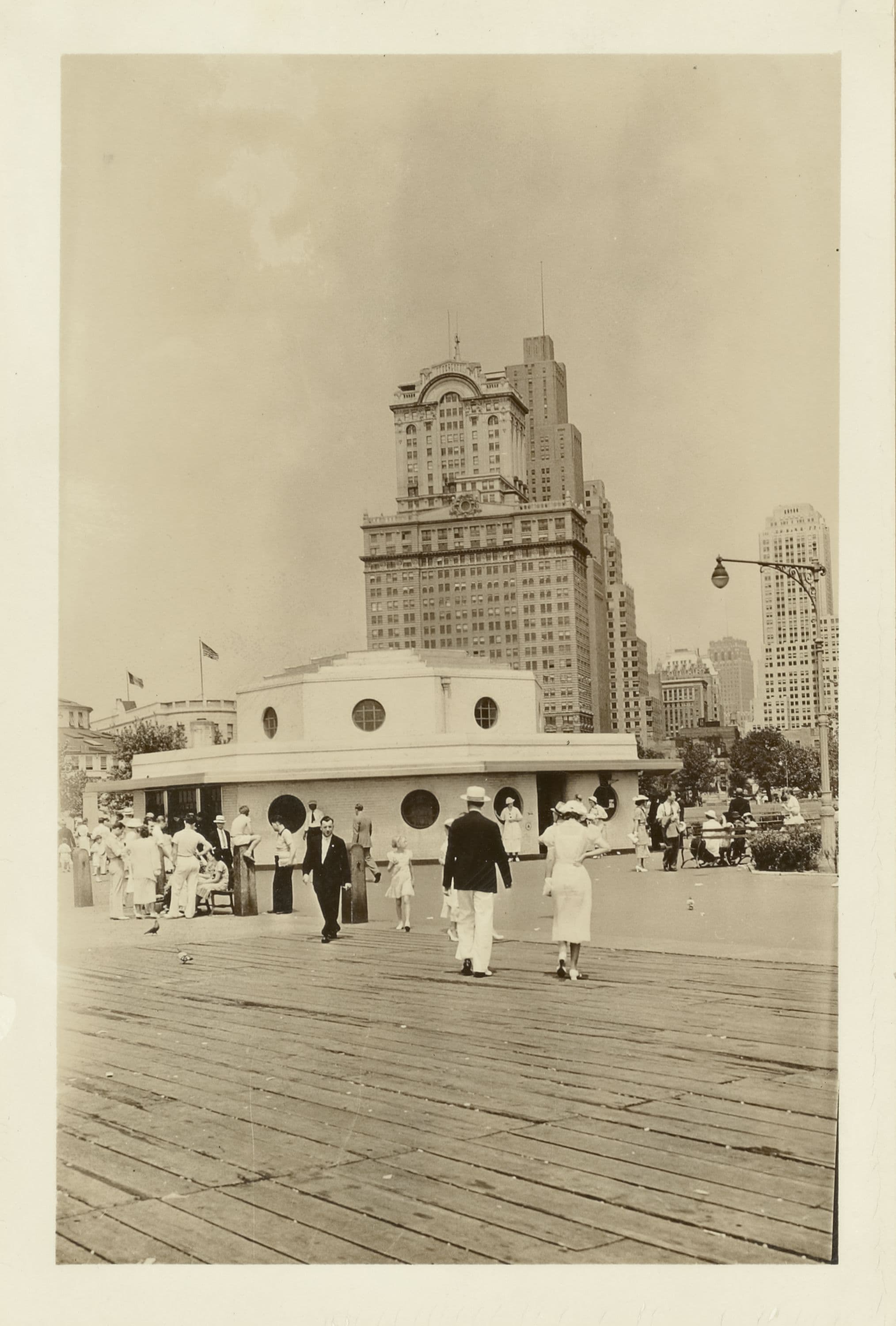 Manhattan: Battery Park Sea Wall and new ticket booth., 1936