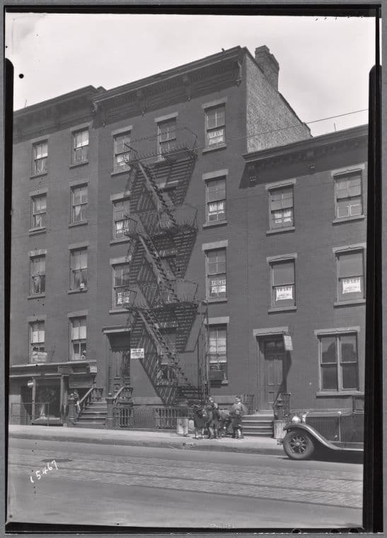 Tenements to let; Andrew Fleming Pattern Maker; children in street: Bergen St. - Smith St. -Boerum Pl, Brooklyn
