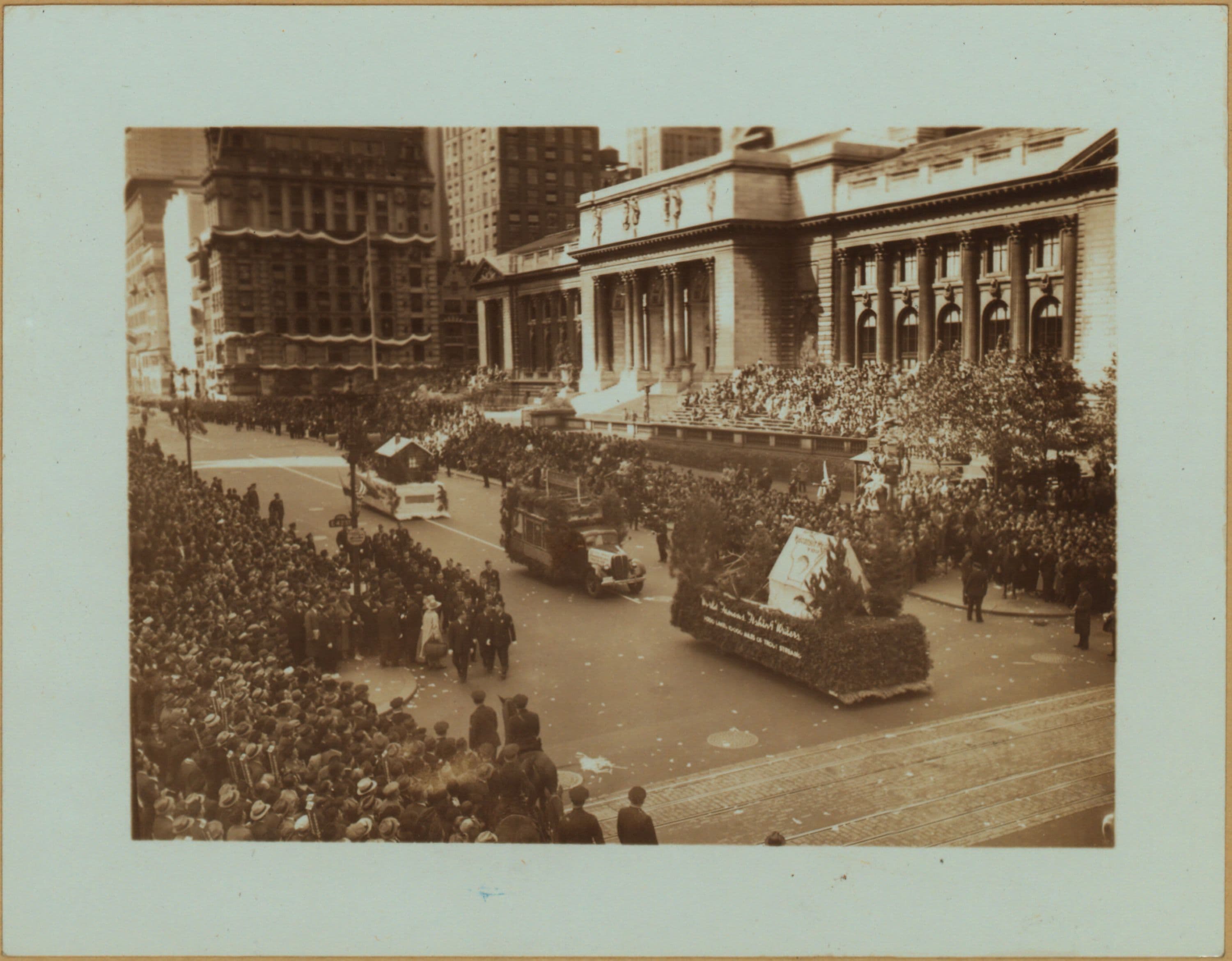 Celebrations - Parades - Municipal Events - American Legion Parade.