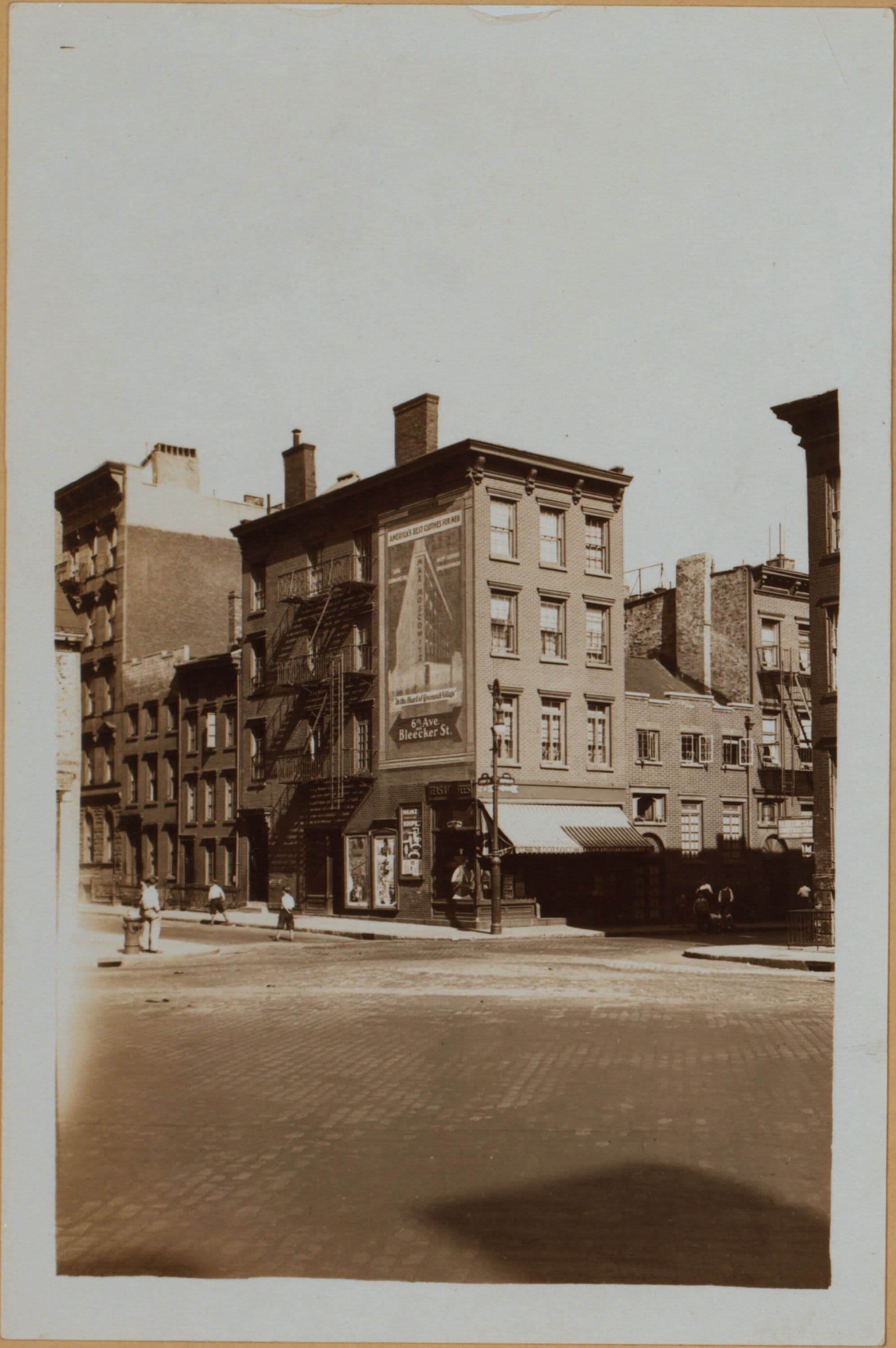 Manhattan: Leroy Street - Bedford Street