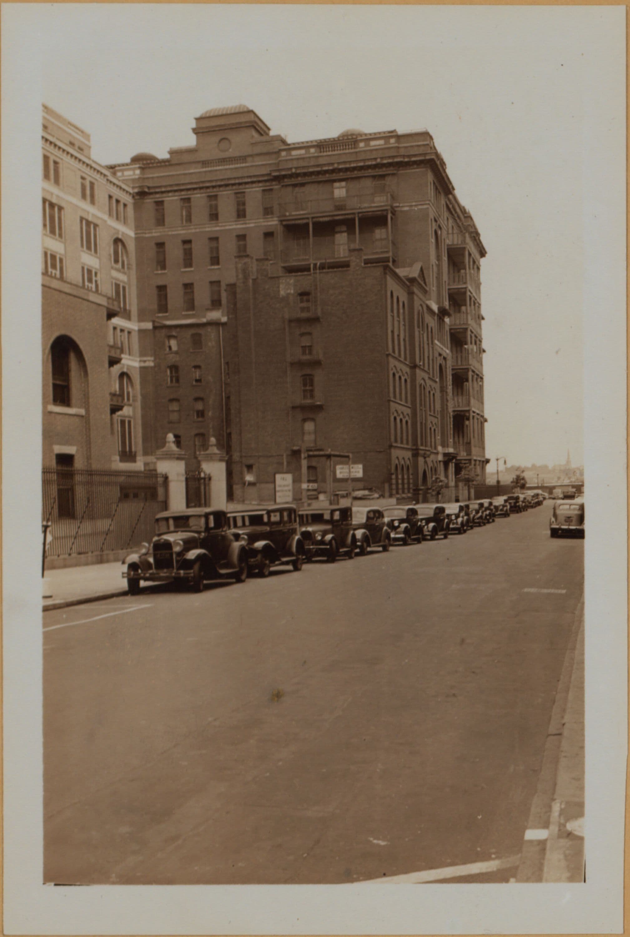 Manhattan: 26th Street (East) - 1st Avenue