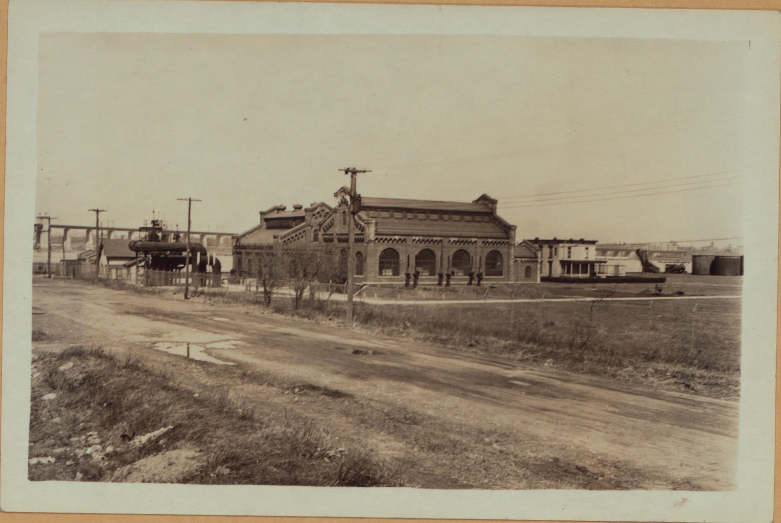 Queens: 20th Avenue - 21st Street