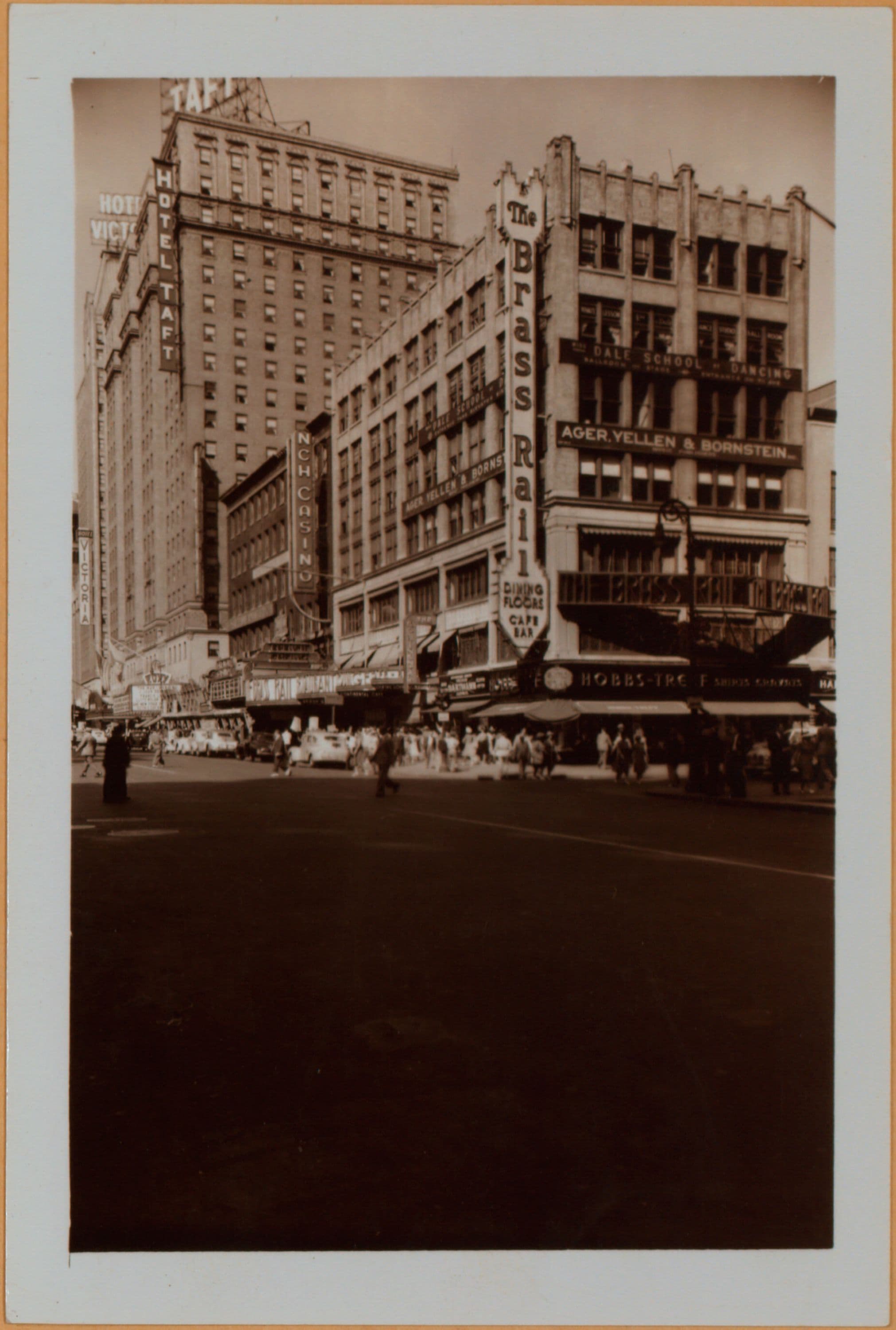 Manhattan: 50th Street - Broadway, 1933–1940