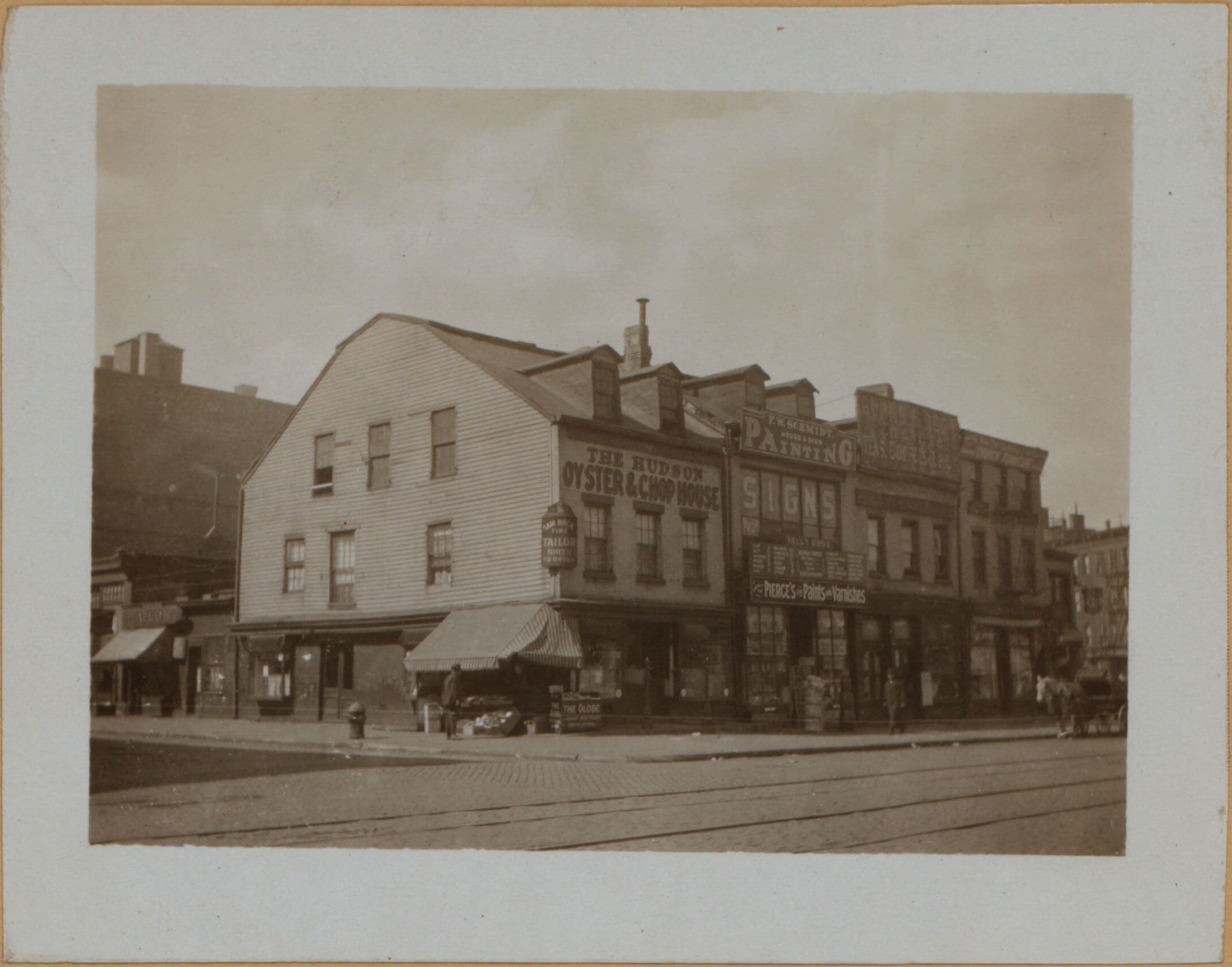 Manhattan: Hudson Street - Desbrosses Street
