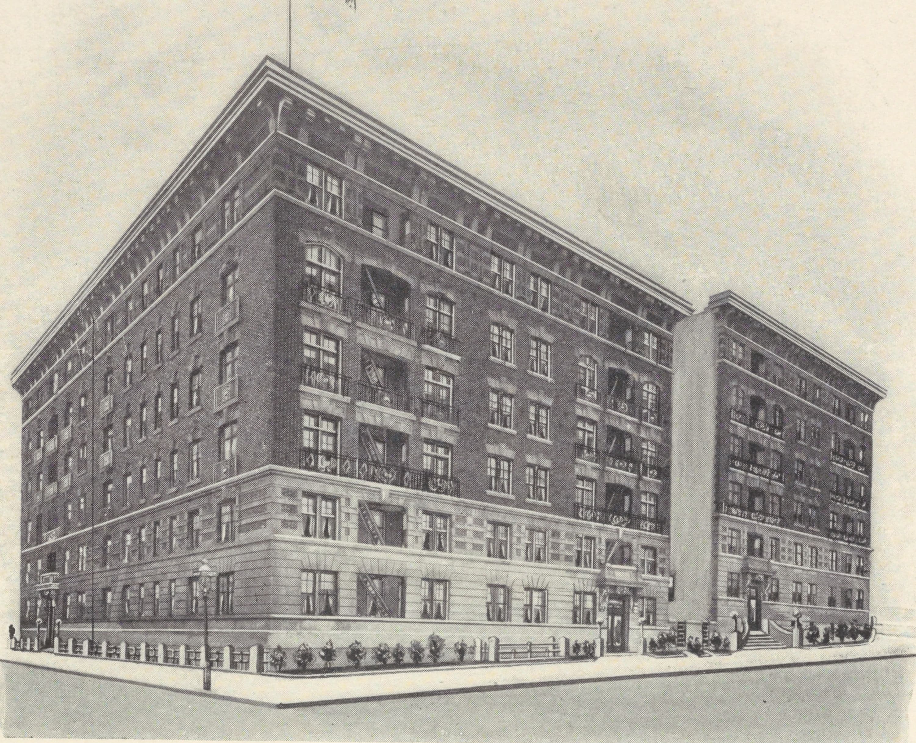 La Touraine and Mont Cenis, 46 and 50 Morningside Drive; Typical floor plan of the Mont Cenis, 50 Morningside Drive West, southwest corner of 116th Street ; Typical floor plan of La Touraine, 46 Morningside Drive West, northwest corner of 115th Street.