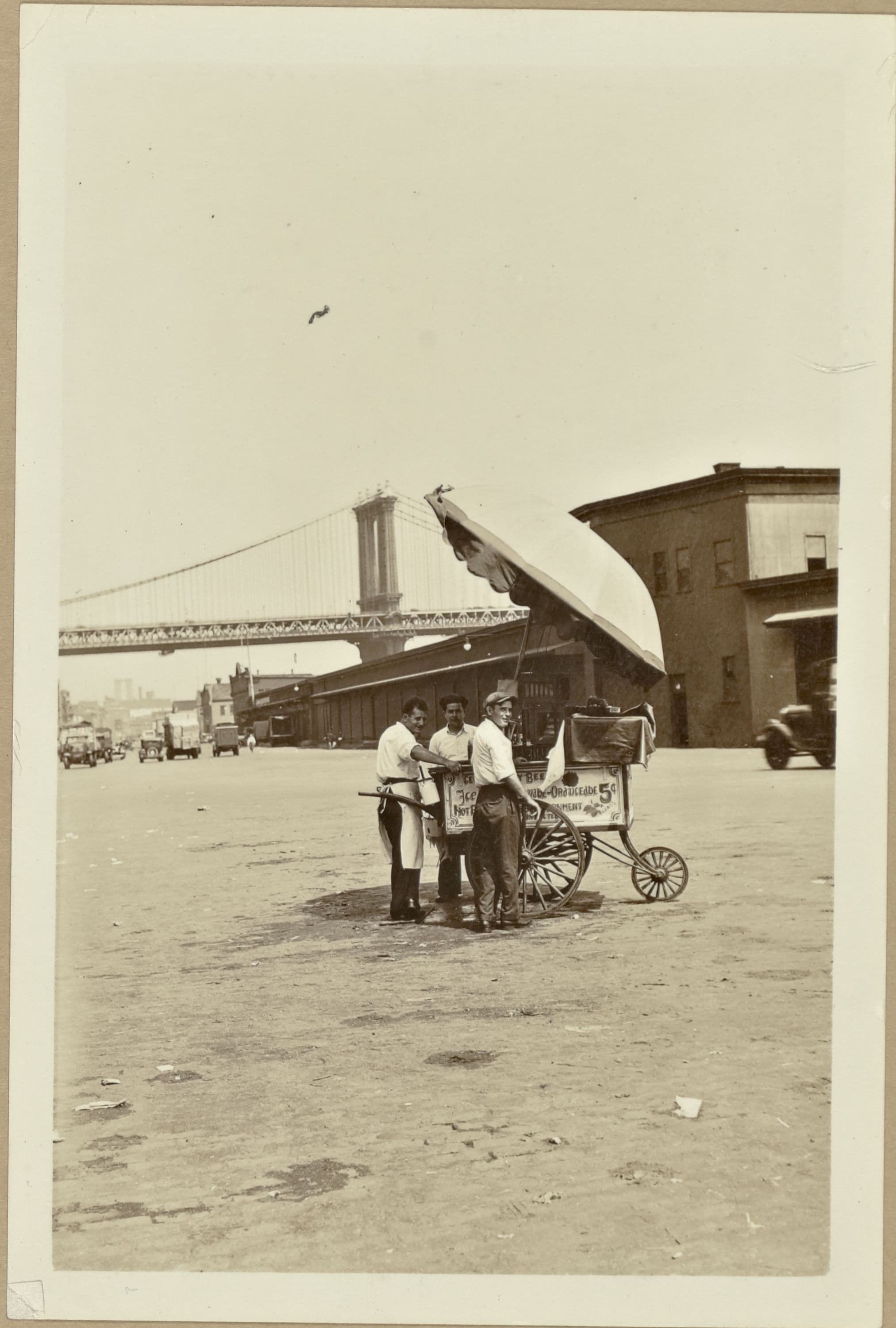 Occupations - Peddlers - Food - Refreshments - Hot dogs.