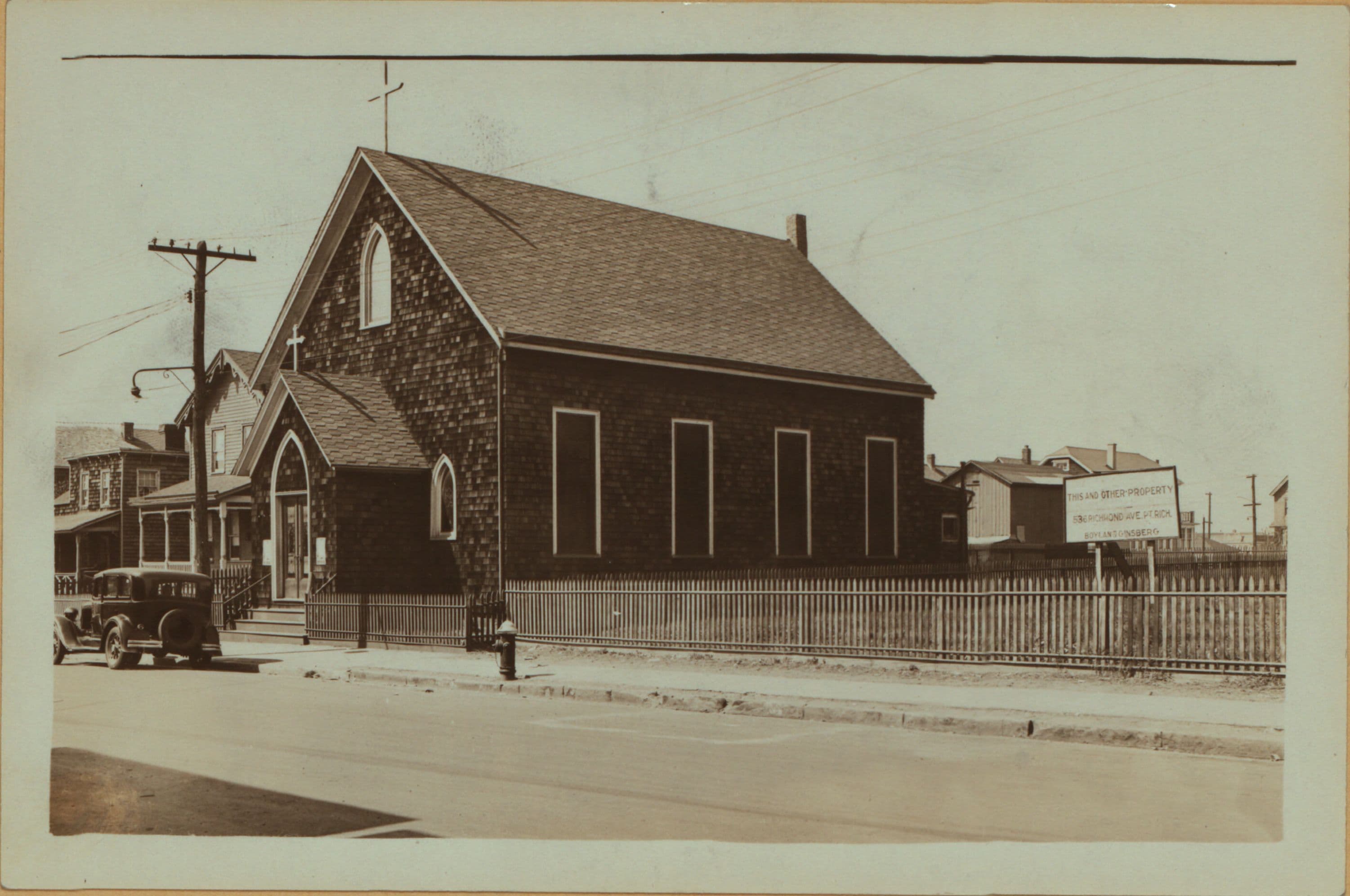 Richmond: Van Pelt Avenue - Heuden Street