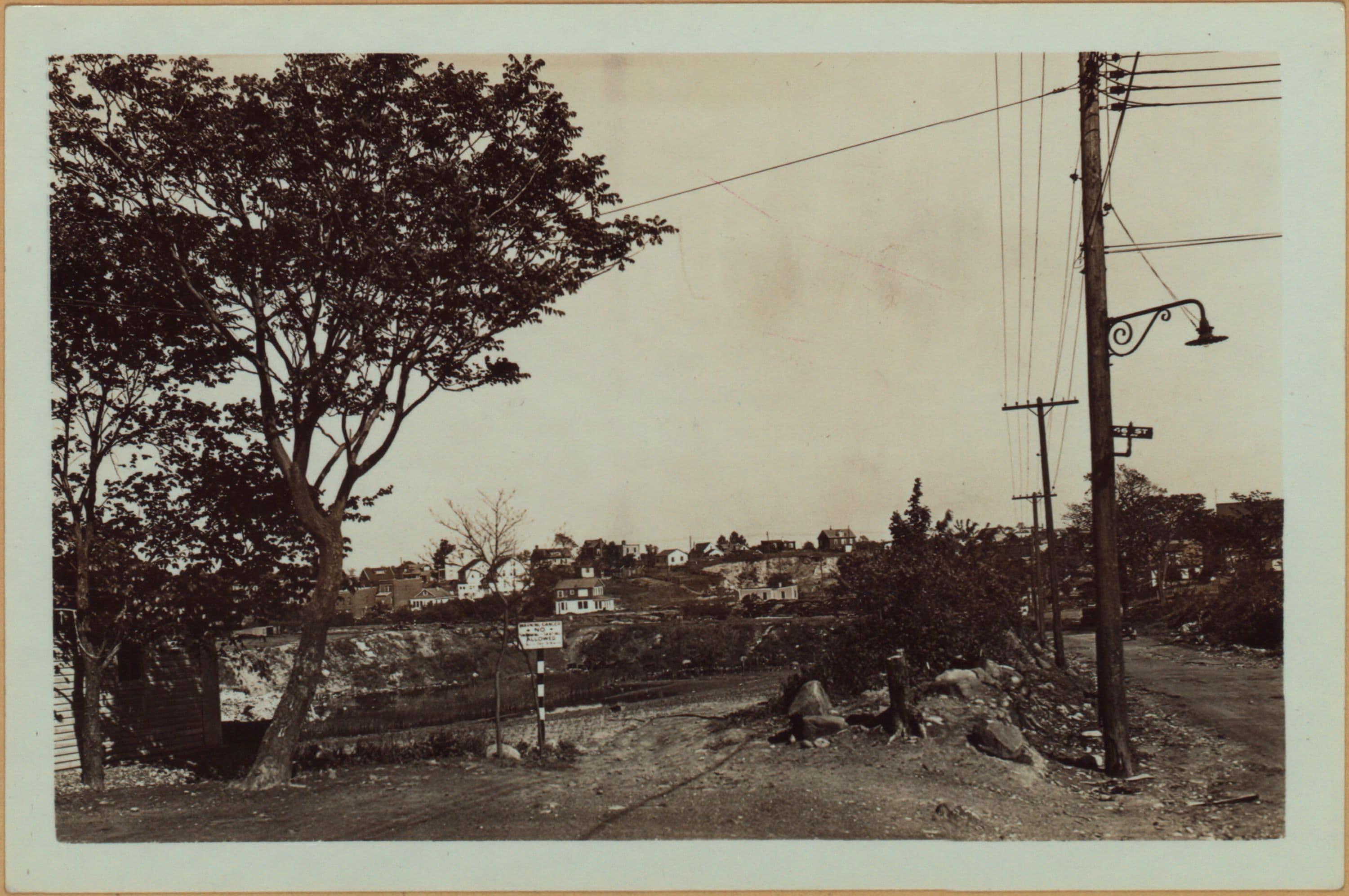 Queens: 20th Road - 46th Street