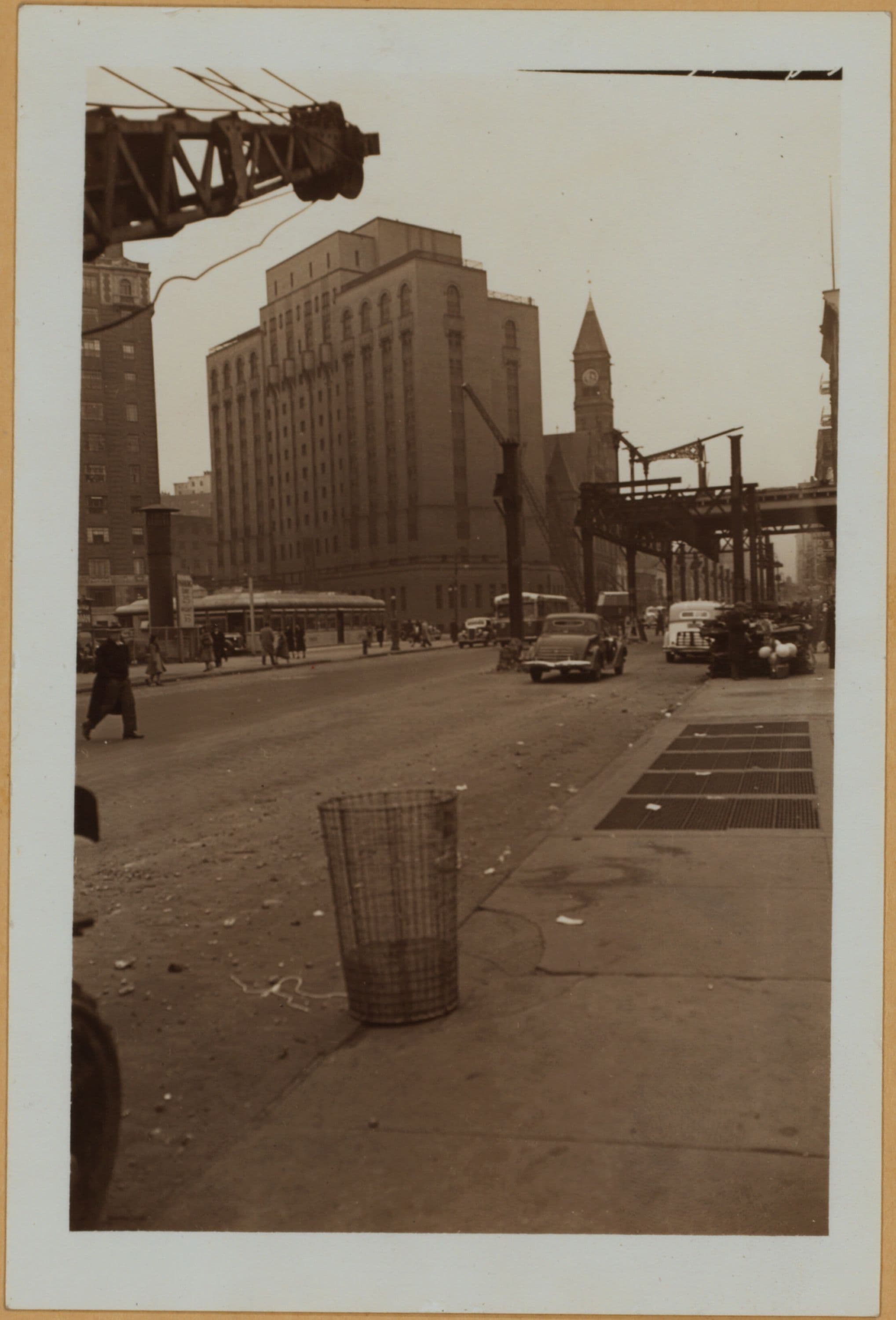 Manhattan: 6th Avenue - Christopher Street