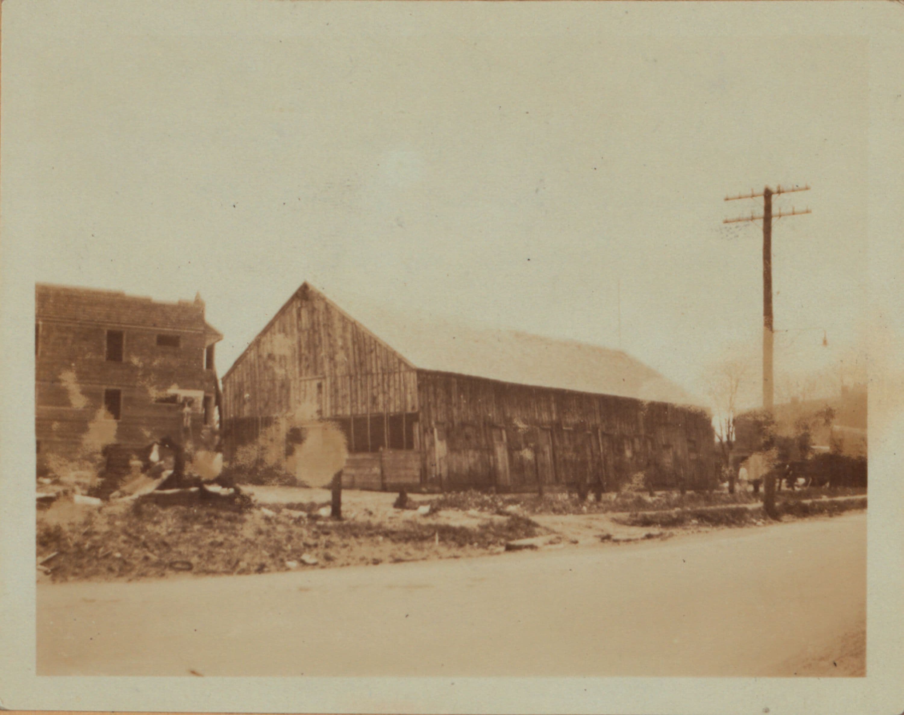Queens: Cooper Avenue - 60th Lane