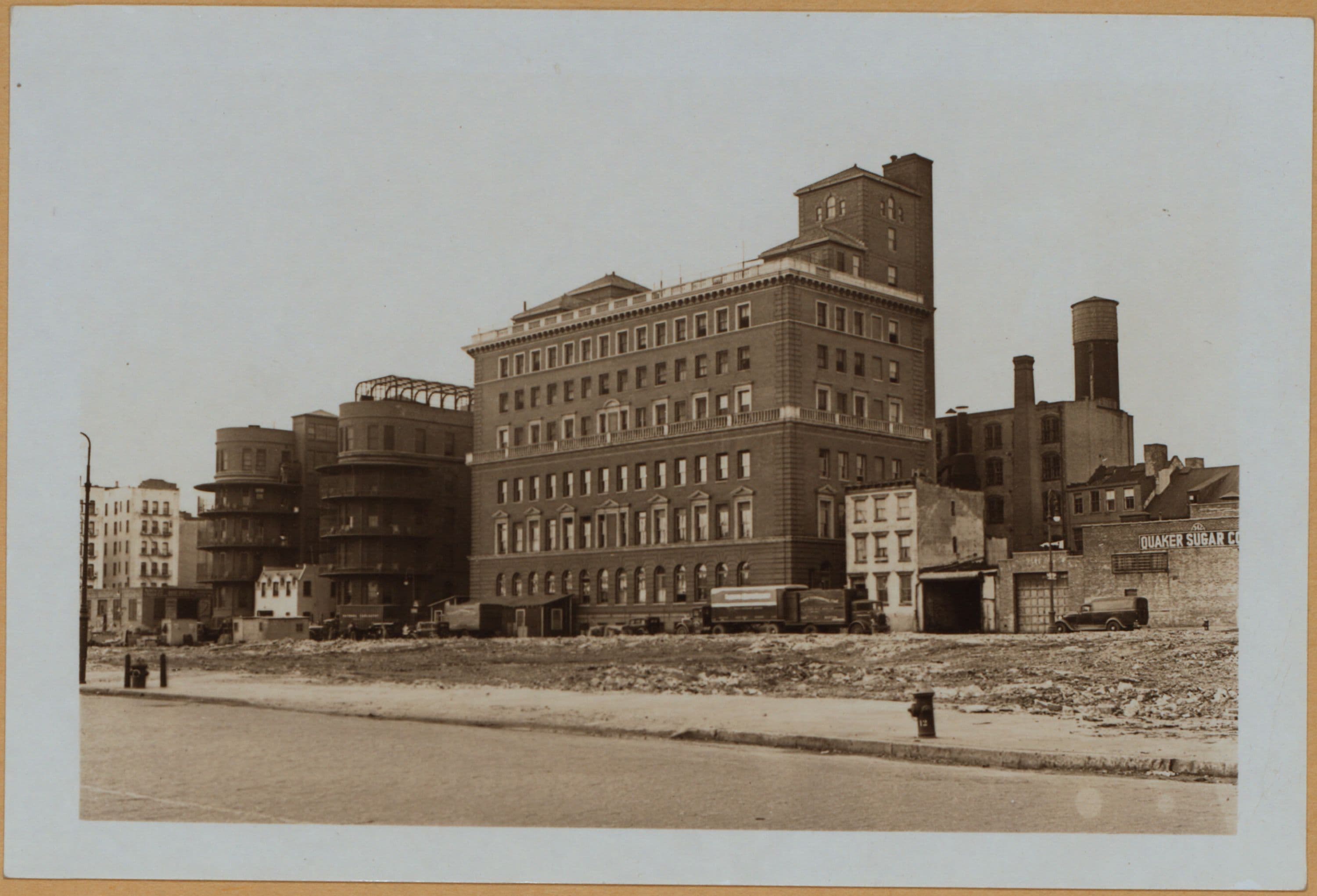 Manhattan: Front Street - Gouverneur Slip