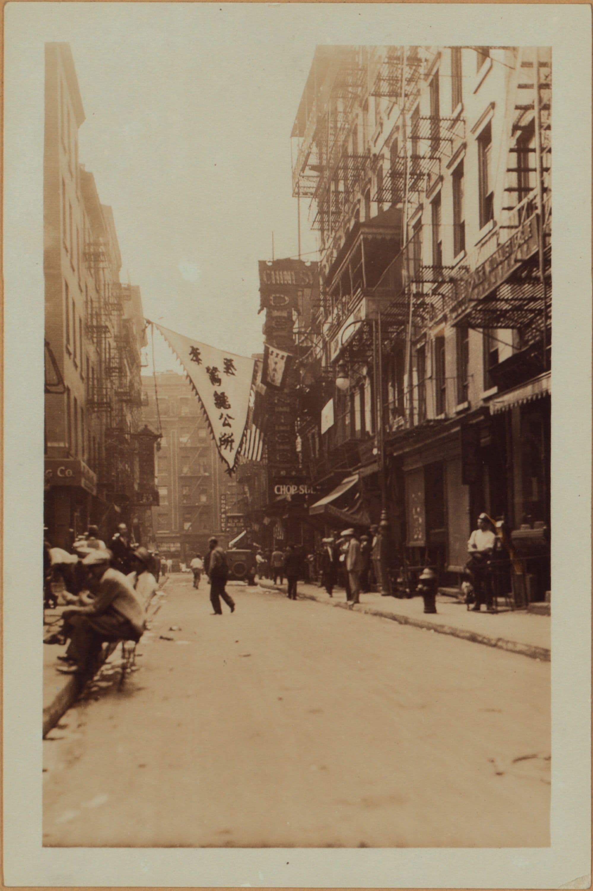 Manhattan: Pell Street - Bowery, 1927