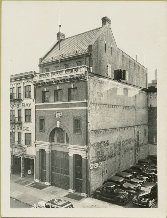 41st Street (East) #140-42