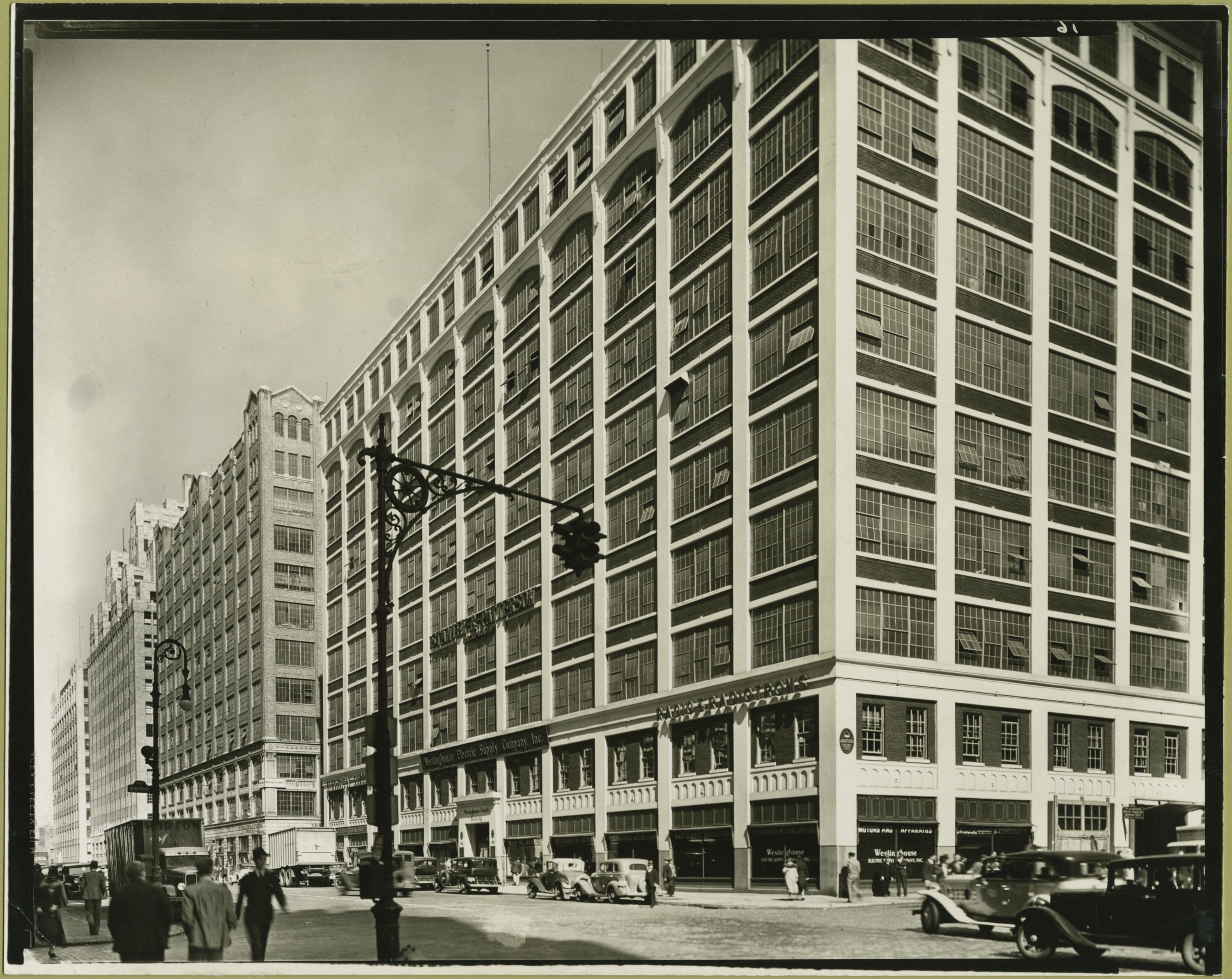 Manhattan: Spring Street - Varick Street.
