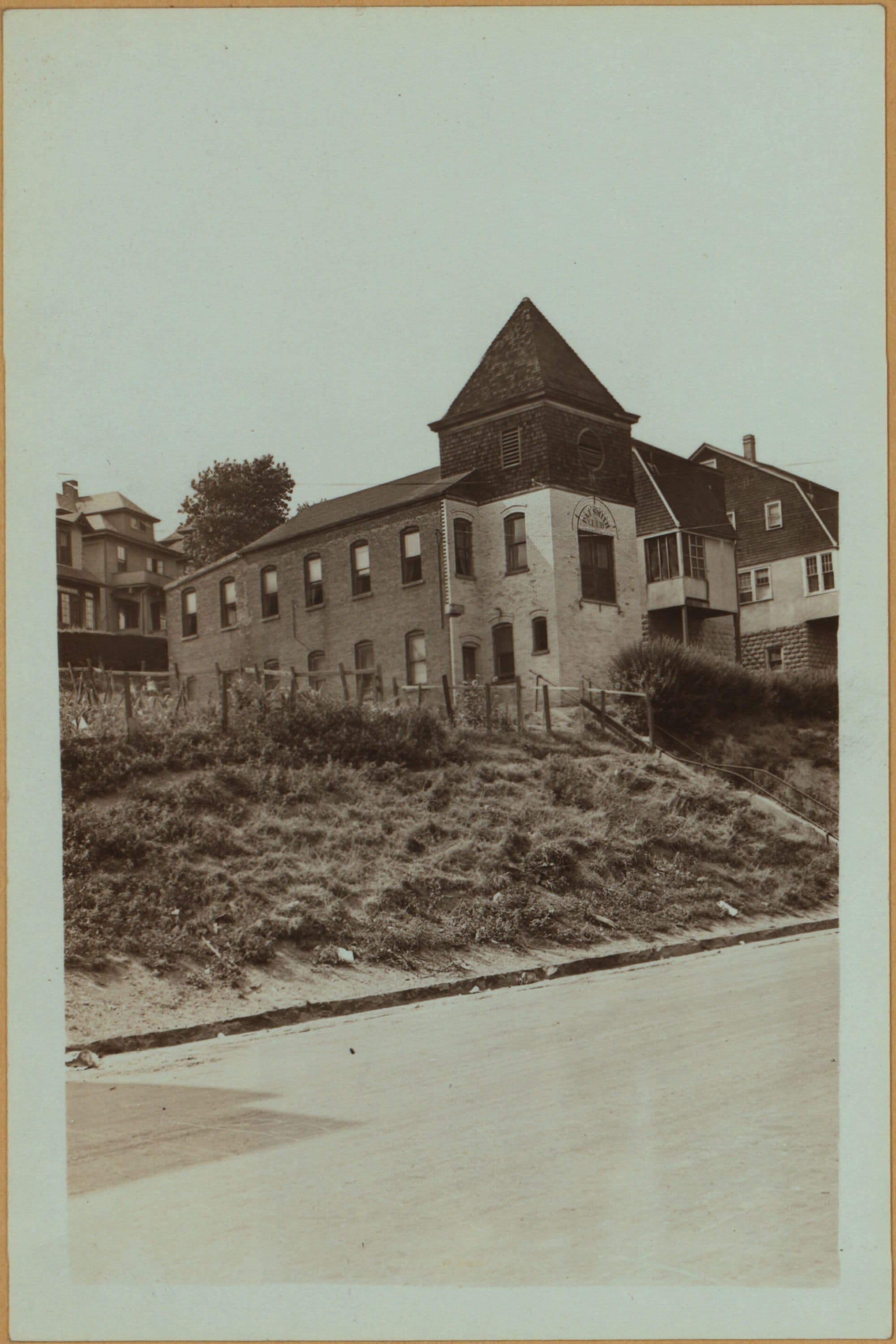 Richmond: York Avenue - Prospect Avenue